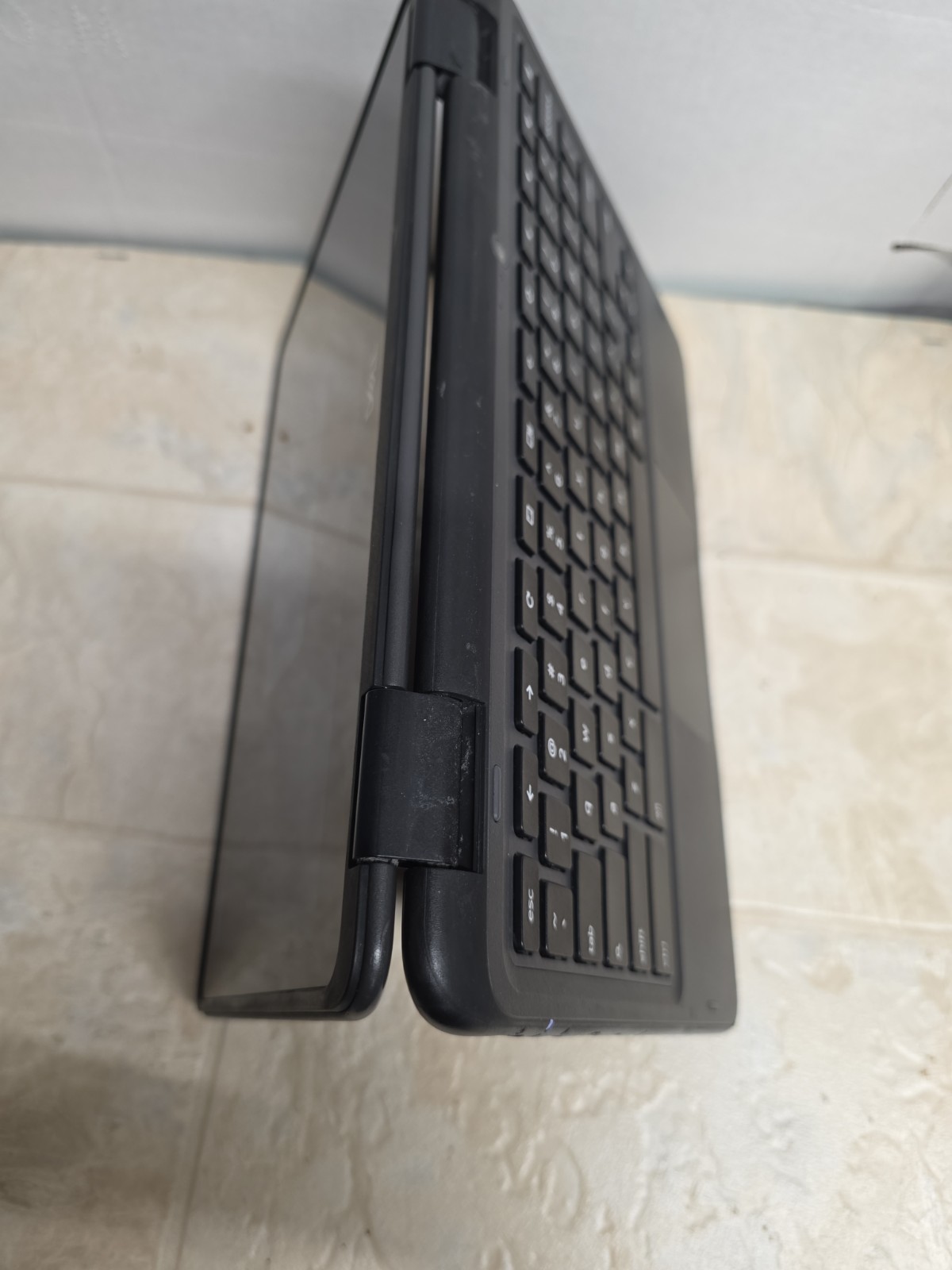 Dell Chromebook 3100 2-in-1 11.6″ Touchscreen Laptop 4GB/ 32GB WiFi Good Conditi