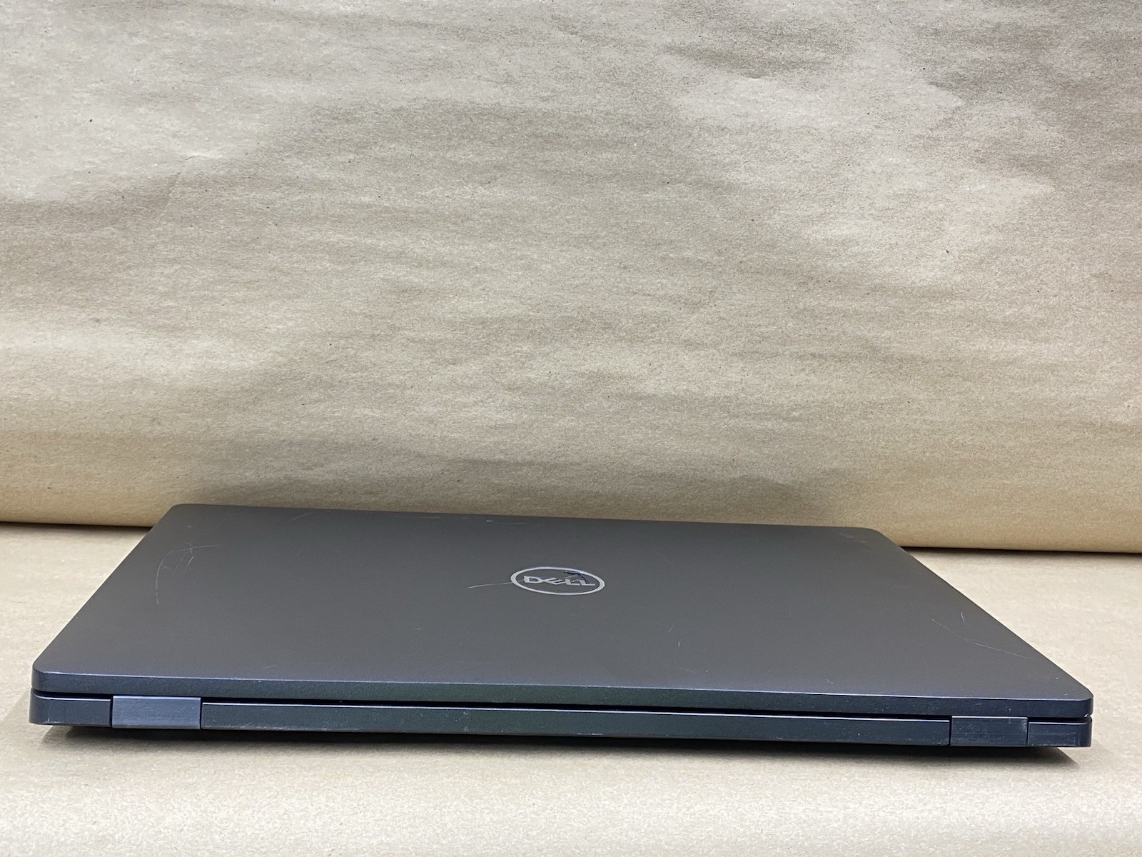 Dell Precision 3541 – 15.5″ FHD – i7-9850H – 8GB – 256GB SSD – Win 11 Pro READ