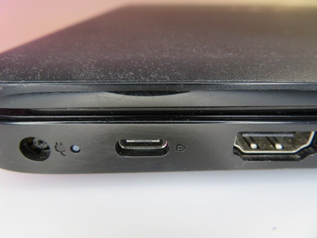 DELL LATITUDE 3400 i5-8565U 1.6GHz 16GB 256GB NVMe INTEL UHD WIN 11 PRO