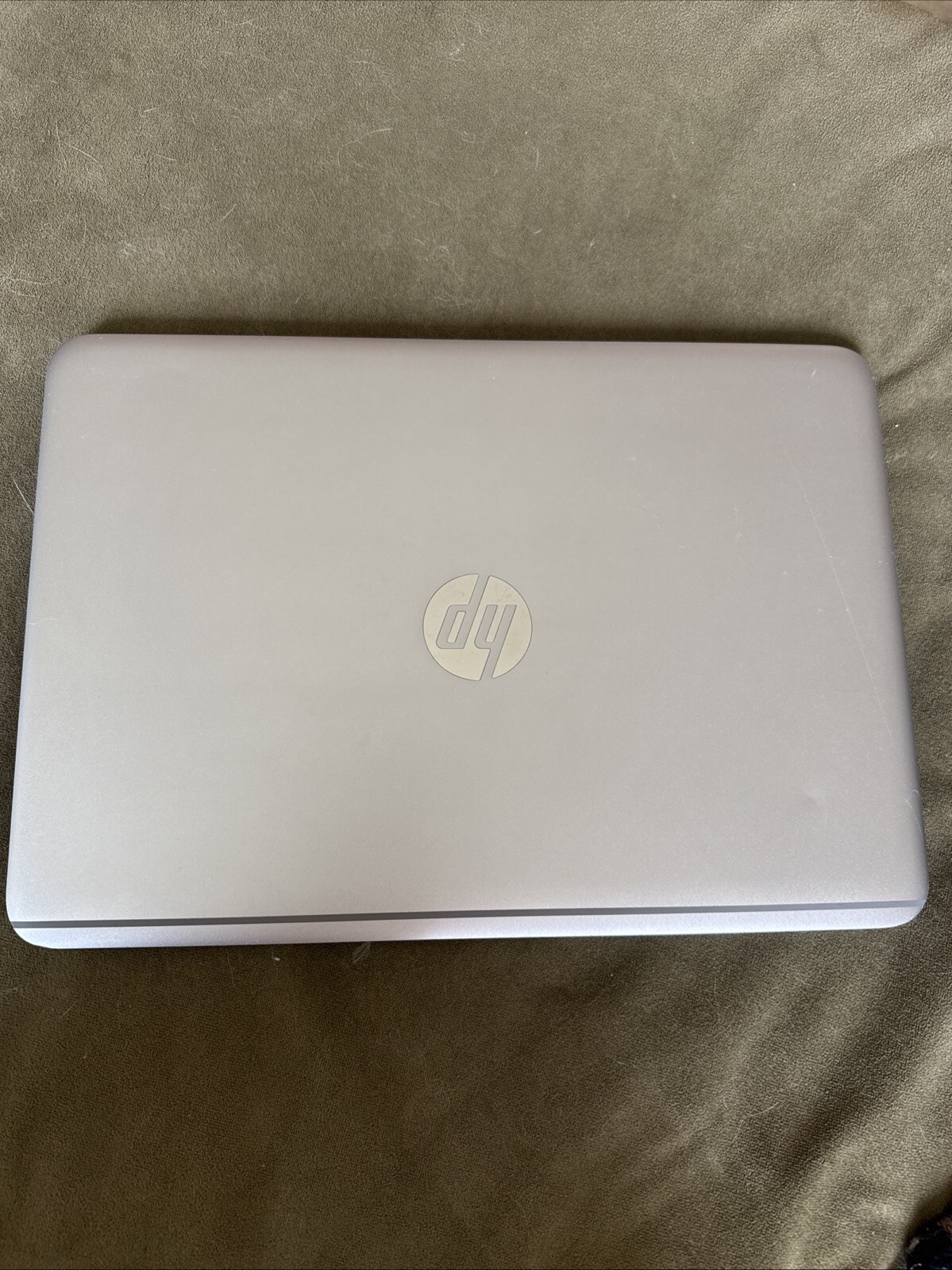 HP EliteBook Folio 1040 G3 14” (256GB SSD Intel Core i5-6300U 2.4GHz 8GB…