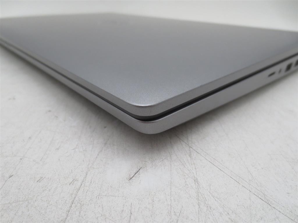 Dell Precision 3590 Ultra 7 165H 1.4GHz 16GB RAM 1TB SSD 15.6″ RTX 500 Ada WIN11