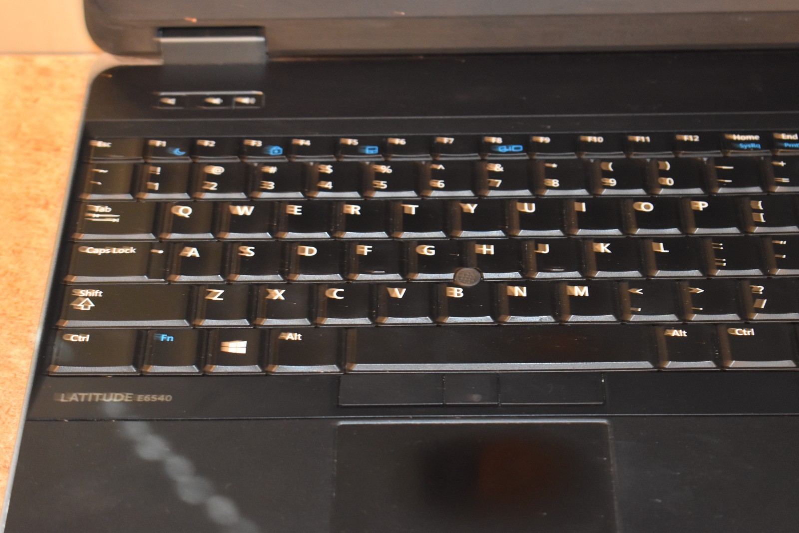 Dell Latitude E6540 Intel Core i5-4310M 8GB 500GB Windows 7 Pro 64-bit Webcam