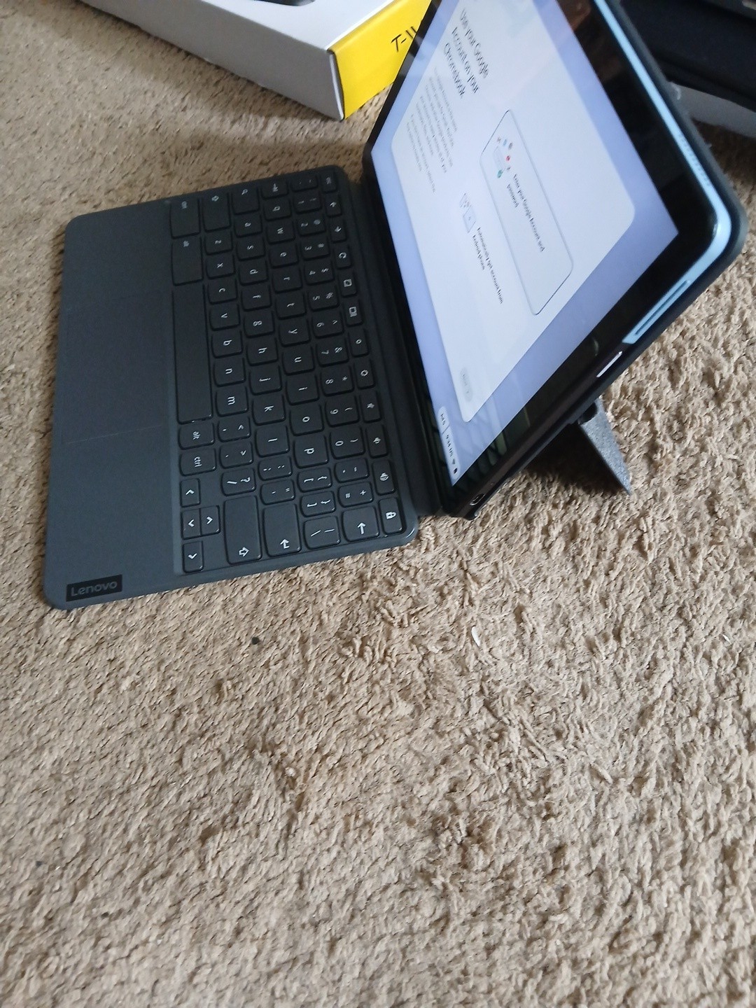 Lenovo Chromebook Duet 10.1″, 4GB/128GB, MediaTek Helio P60T 2.0ghz