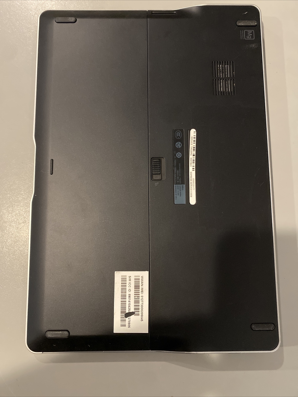 Dell Latitude E6430U i7 No Video. Sold as not working for parts.