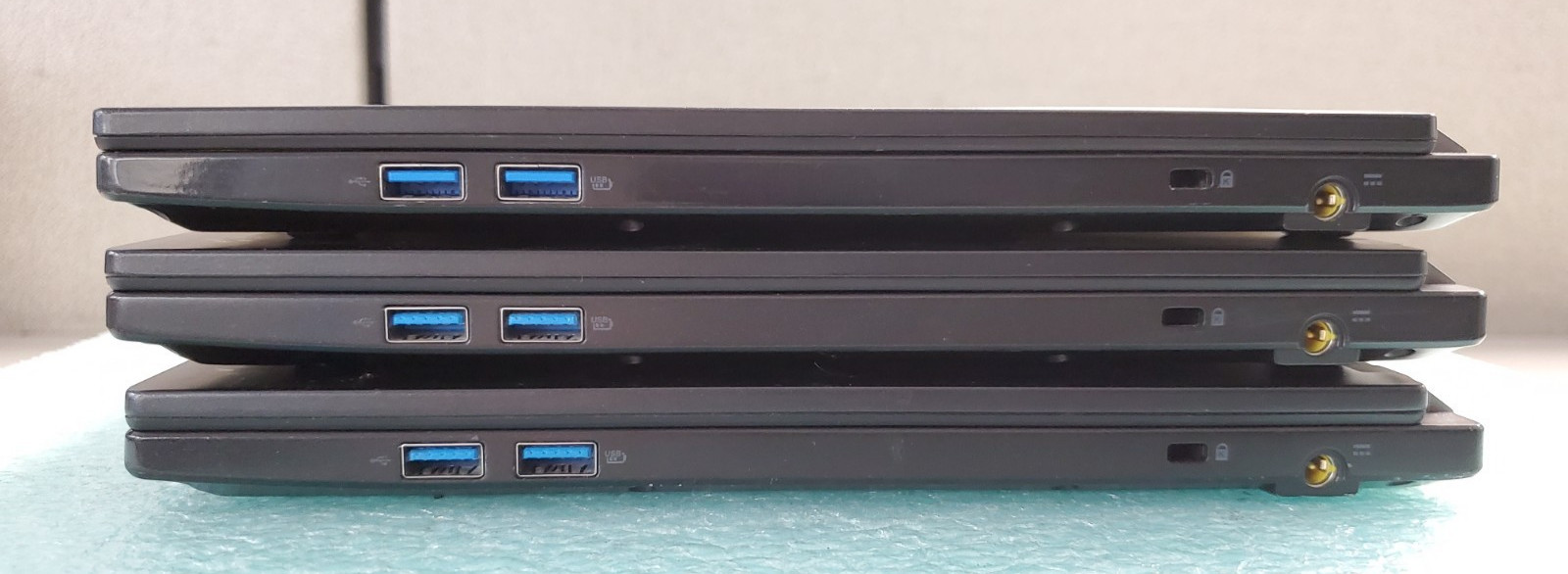 3x Acer TravelMate P648 (N15C5) 14″ i5 core 4-8GB RAM NO HD/OS *BIOS/Read* C714