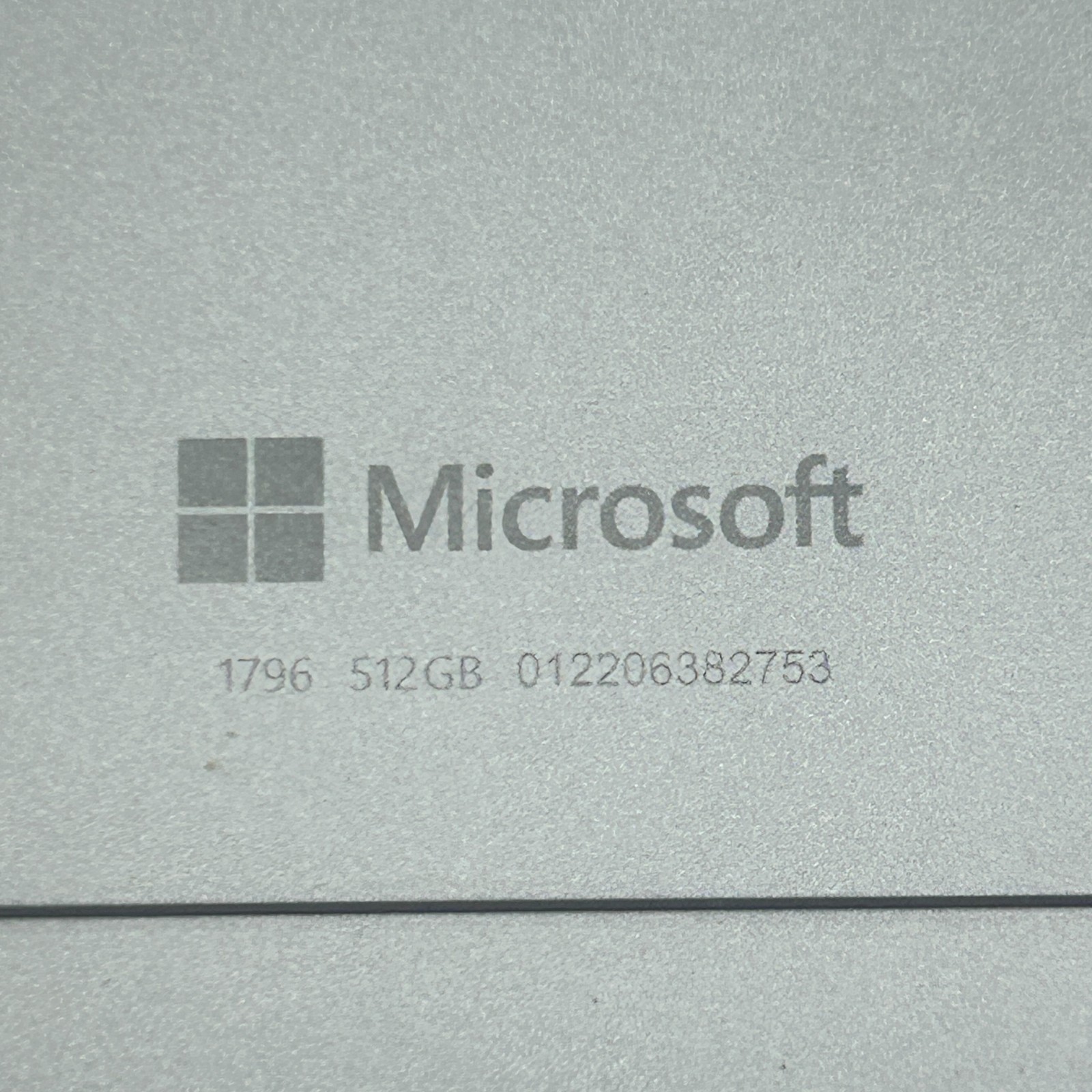 Microsoft Surface Pro 5 1796 12.3″ i7-7660U 16GB RAM 512GB SSD | VERY GOOD