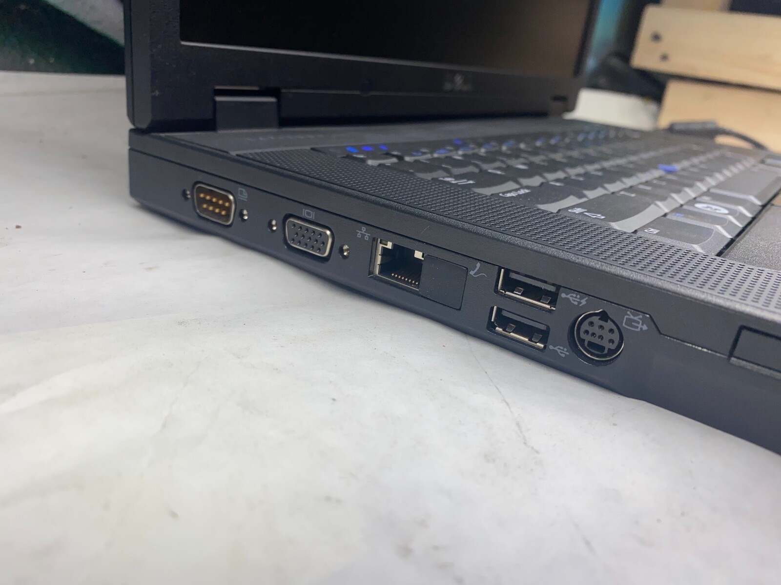 Dell E5400 14″ Laptop Core 2 Duo – 2GB – 80GB – Windows 7 – TESTED COMPLETE