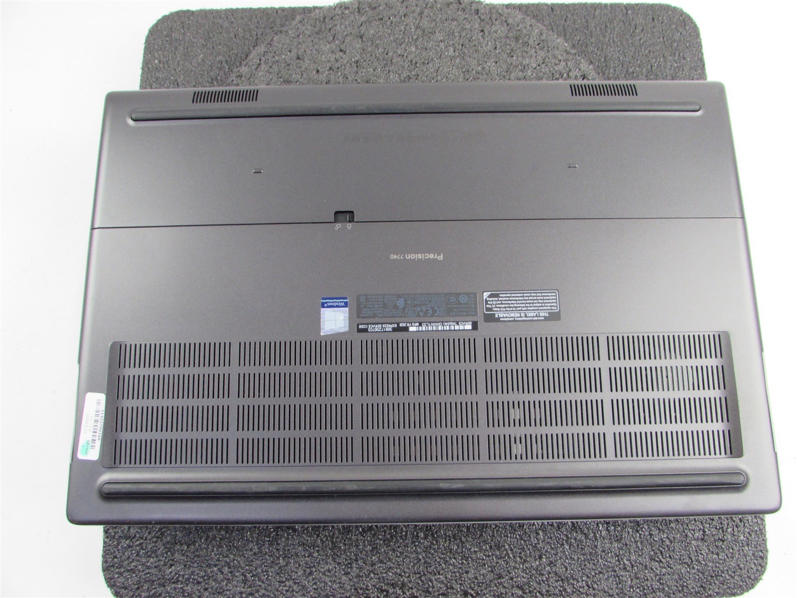 DELL PRECISION 7740 17.3″ I7-9750H NO SSD 64GB RAM NVIDIA RTX 4000 NO O.S/BATT