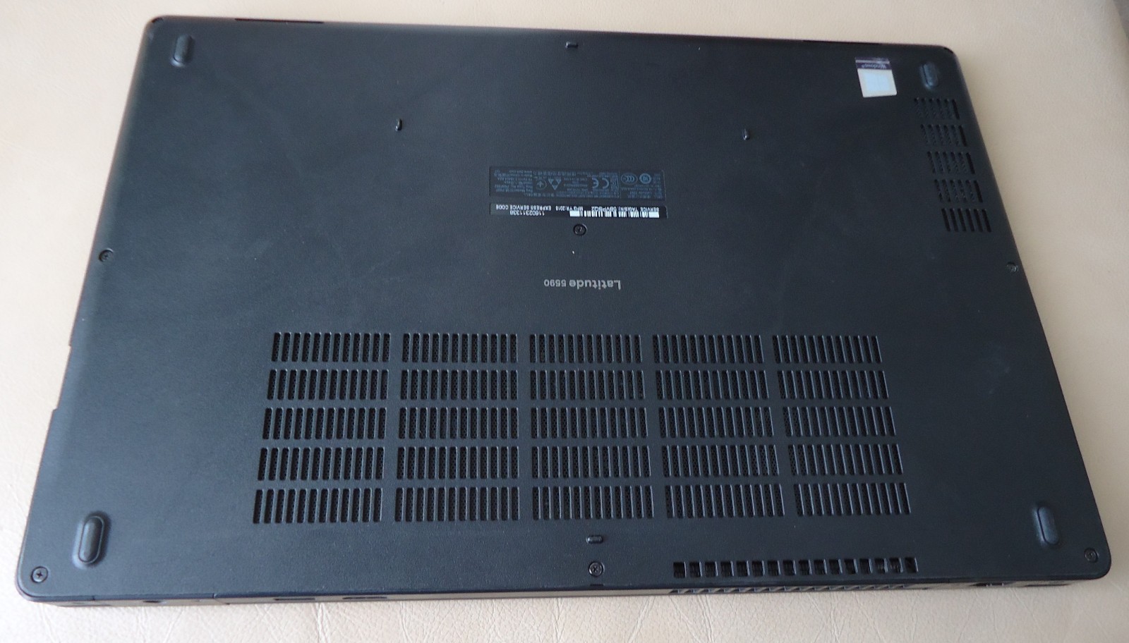 Dell Latitude 5590 i5-7300U @2.60 GHZ 8GB RAM 128GB SSD Win 11 Pro MS Office