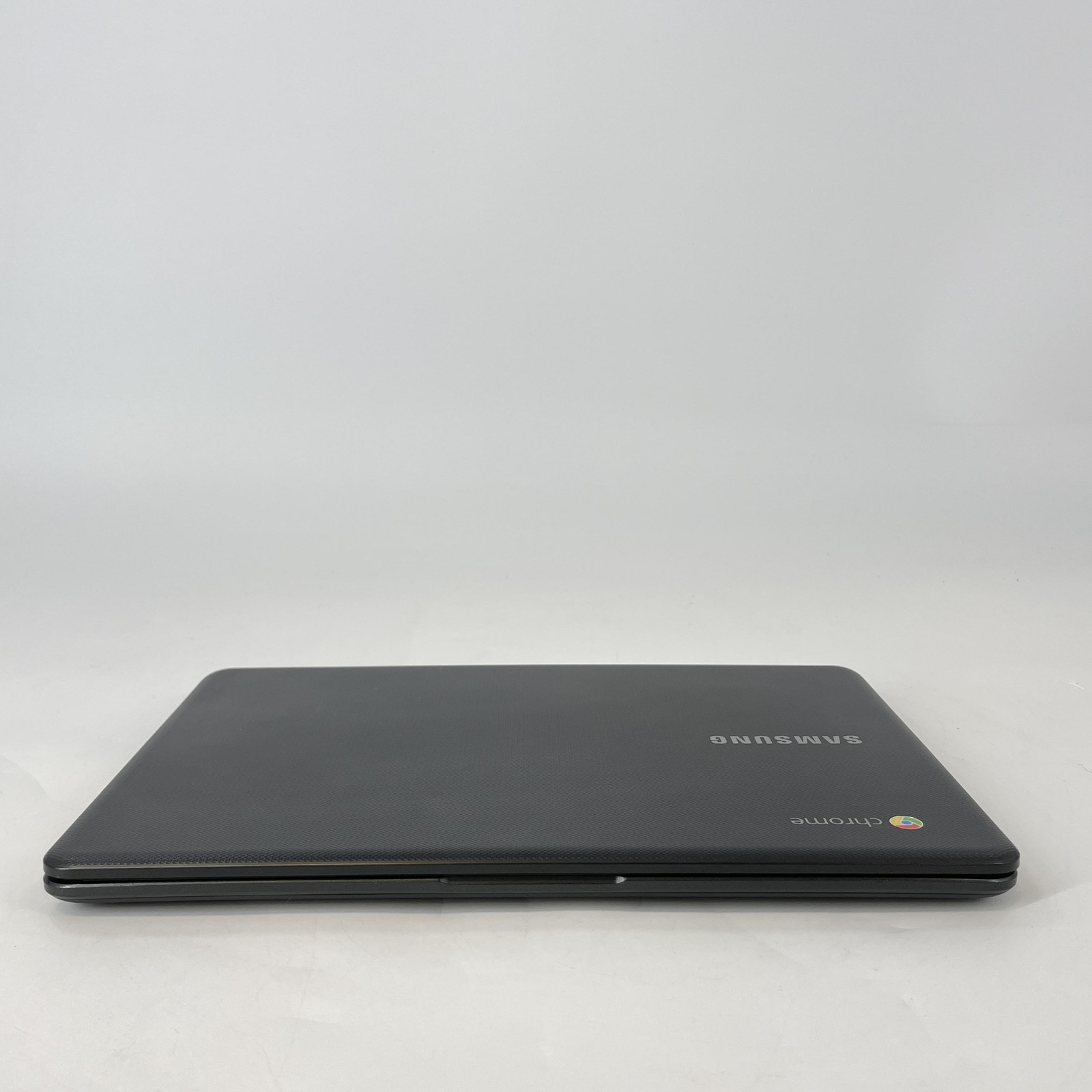 Samsung Chromebook 3 XE500C13 11.6 HD 2.5 GHz Intel Celeron 4GB 16GB eMMC Good