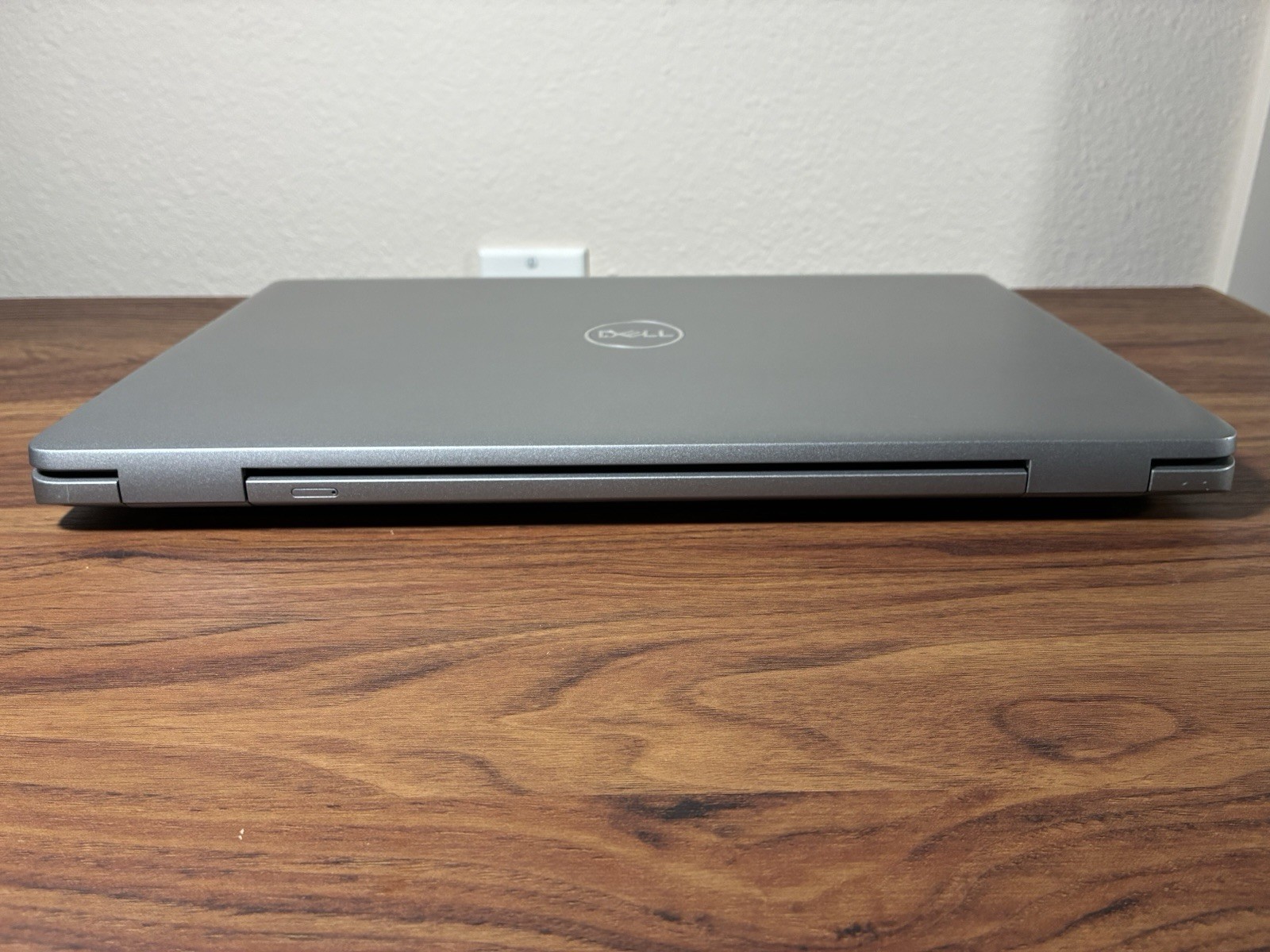 DELL Latitude 5540 TOUCH Laptop i7-1365U 16GB RAM 512GB SSD 15.6” WIN 11 W/AC!