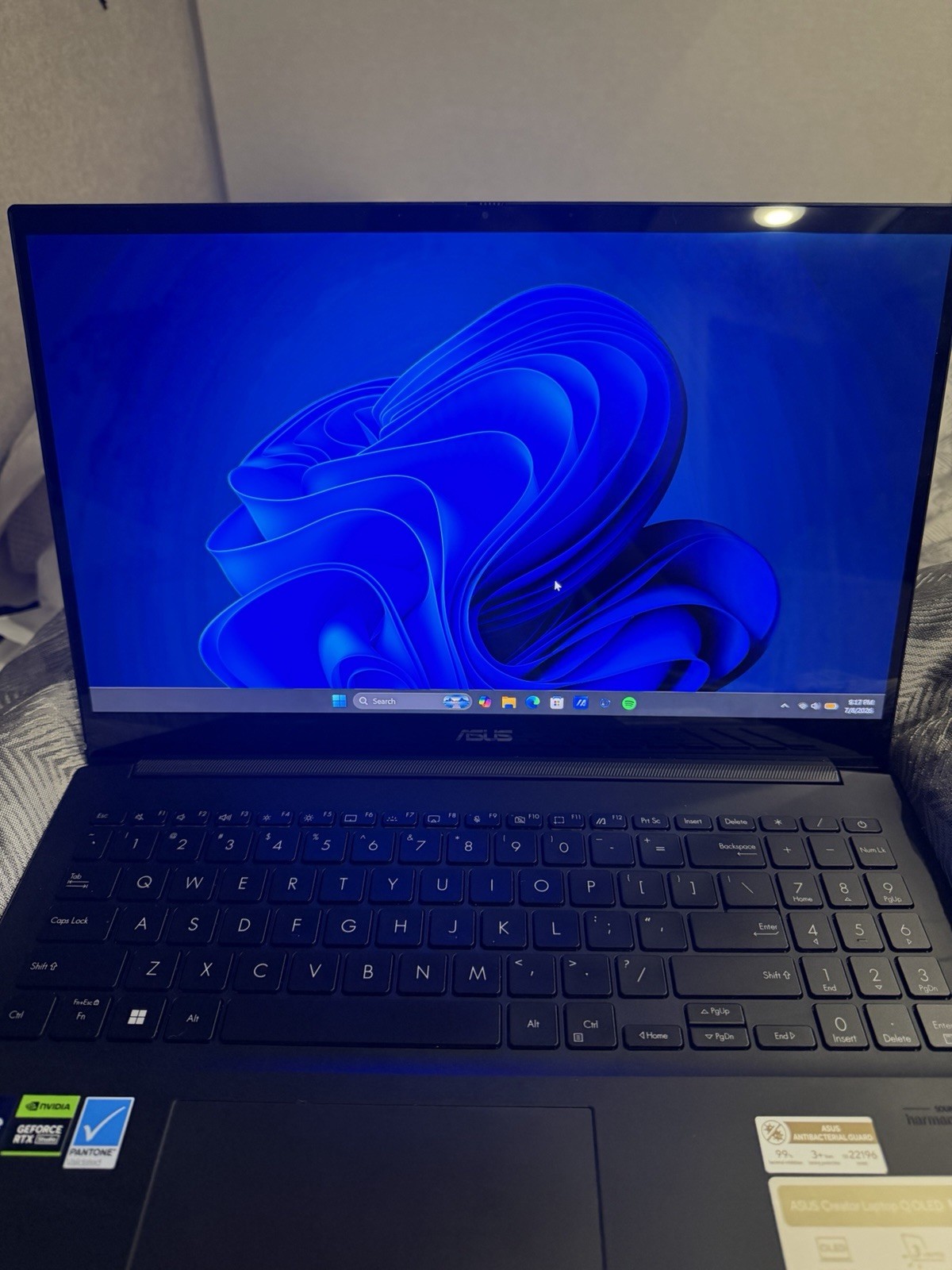 ASUS Creator Laptop Q OLED 15.6″ i9 16GB 1TB SSD RTX Win11 Black