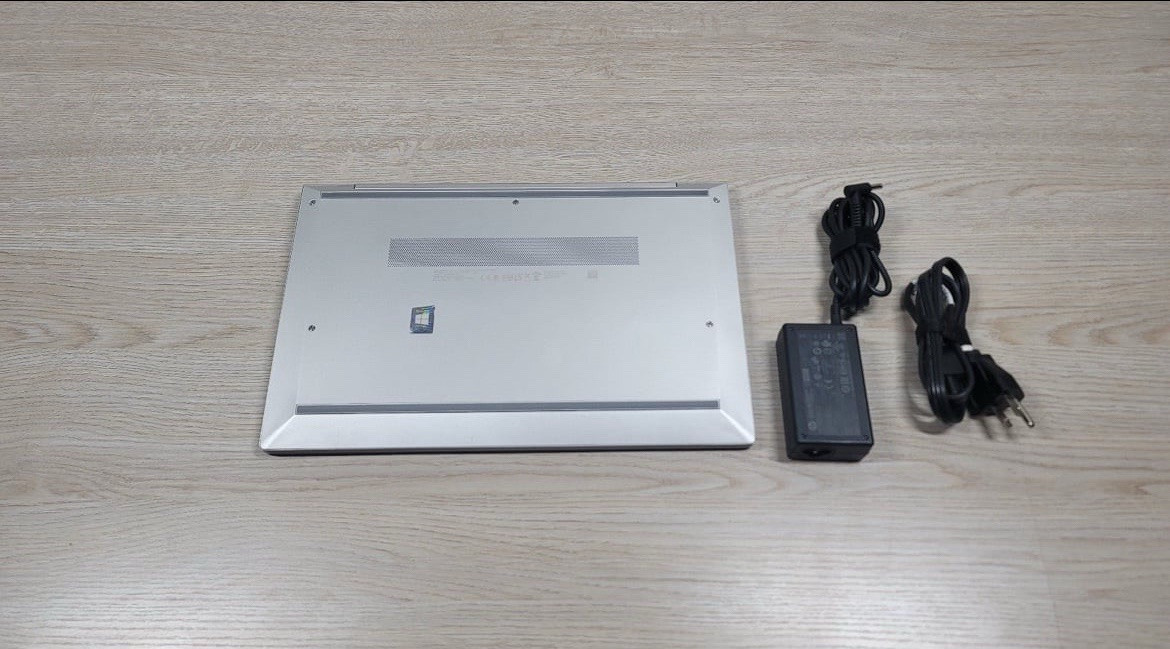 HP Elitebook 840 G8