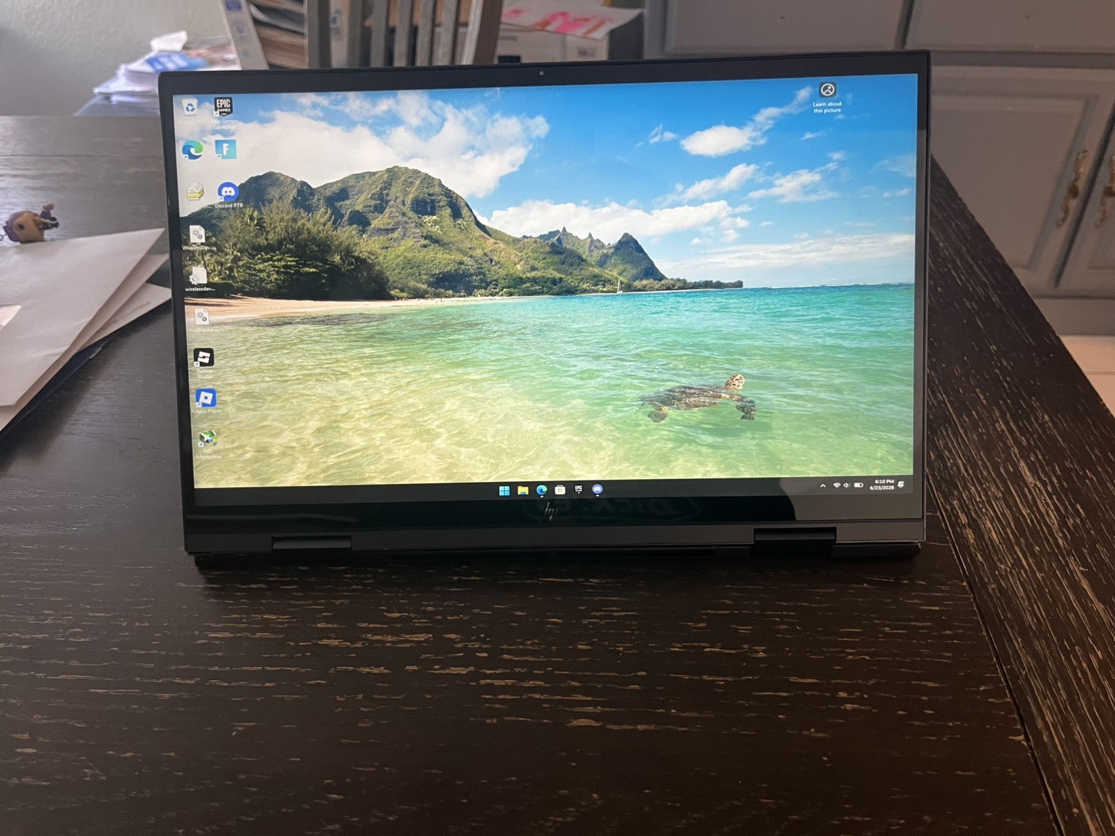 HP Envy x360 15.6” Touch 2-in-1 Ryzen 7 5825U 16GB RAM 512GB SSD Windows 11