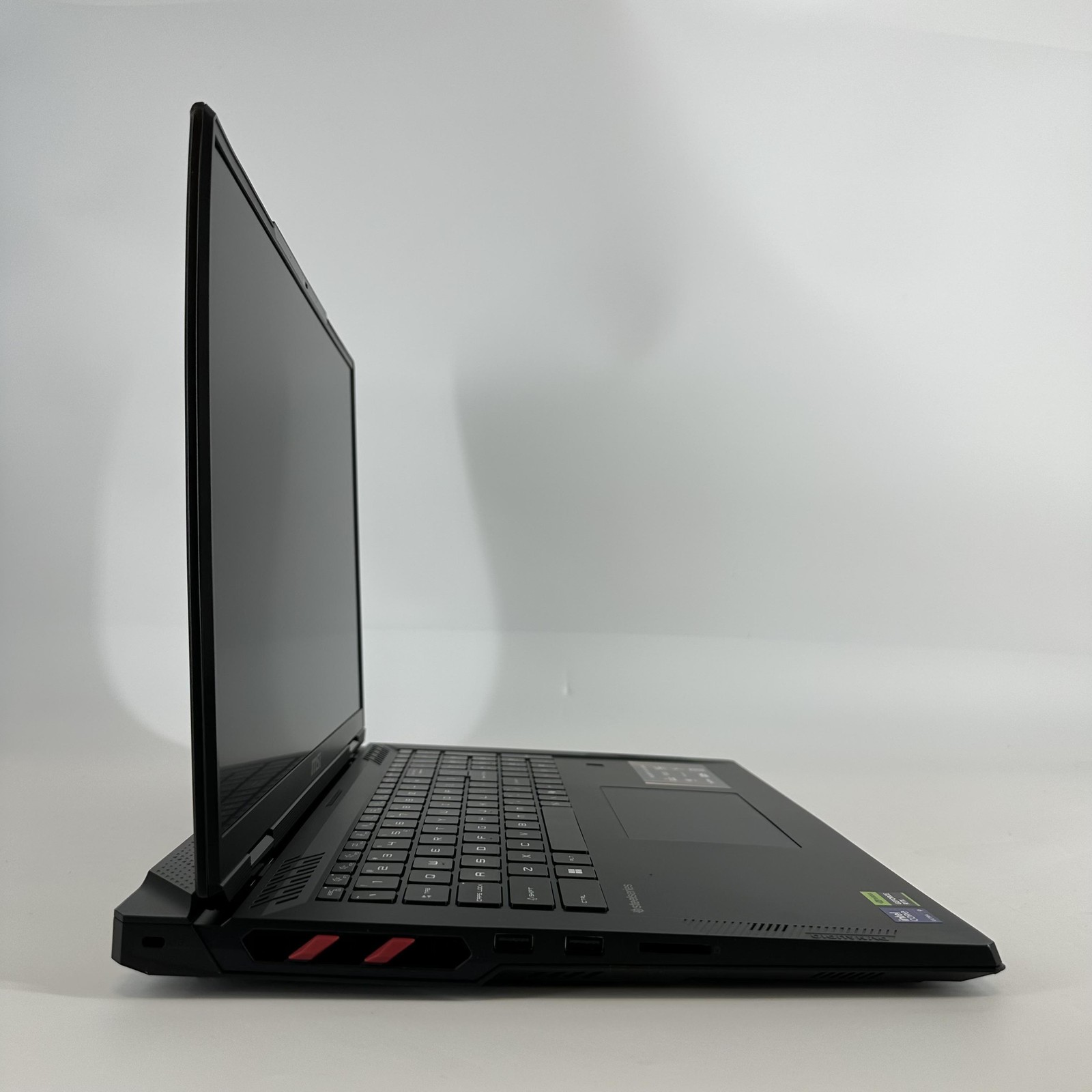 MSI Raider 18 HX AI 240Hz QHD+ 2.8 GHz Ultra 9 285HX 64GB 2TB SSD RTX 5080