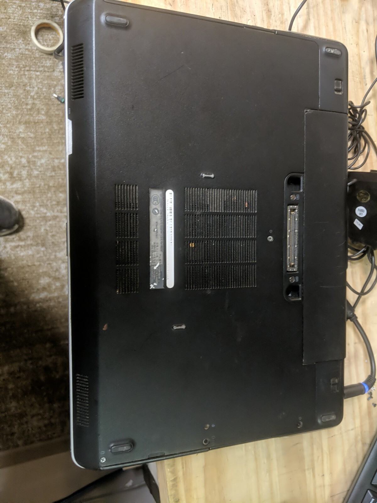 Dell Latitude E6440 14″ Core i5 4310M 2.70GHz 8GB RAM 256GB SSD Win 11 Pro