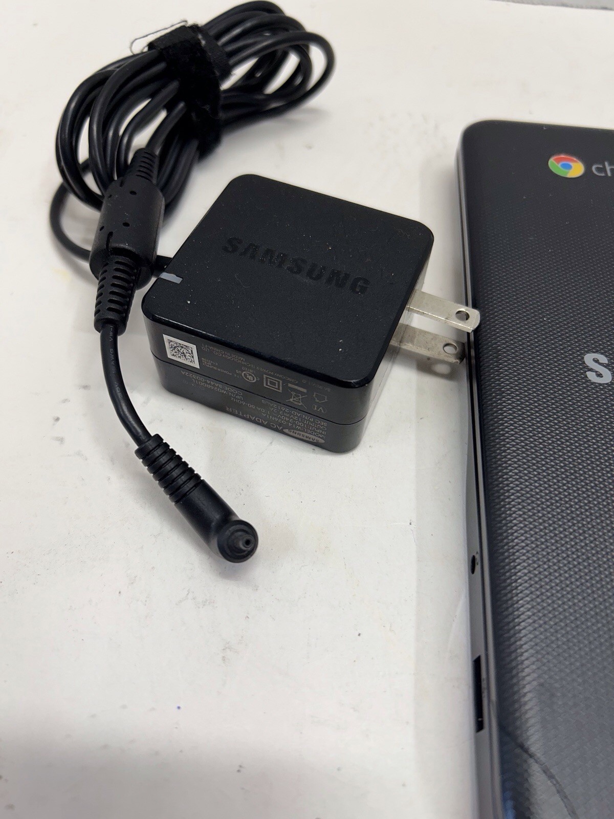 Samsung Chromebook 3 4GB Ram 16GB SSD 11.6-Inch Laptop XE500C13 Tested