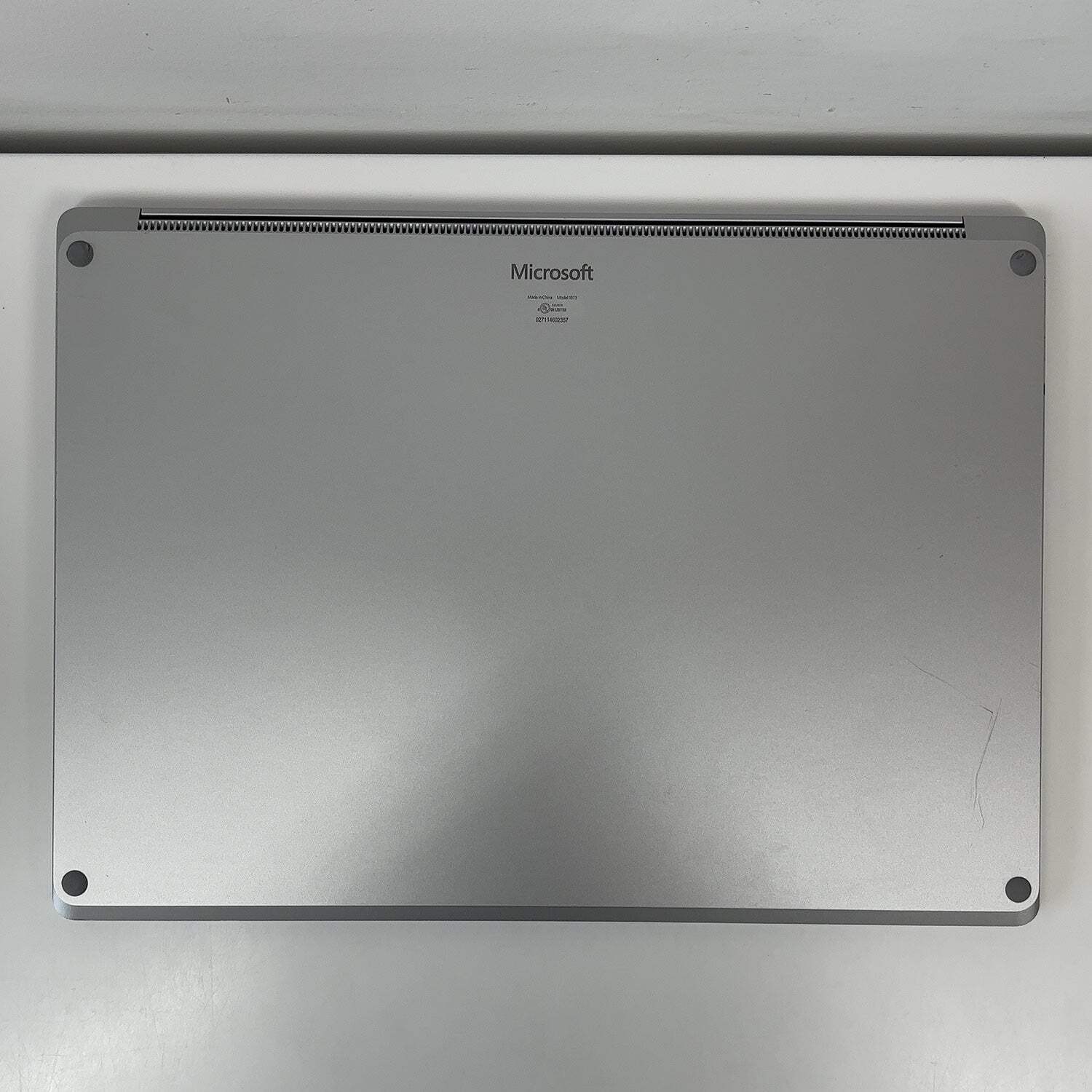 Broken Microsoft Surface Laptop 3 1873 15″ Ryzen 5 Surface Edition 2.1GHz 128GB