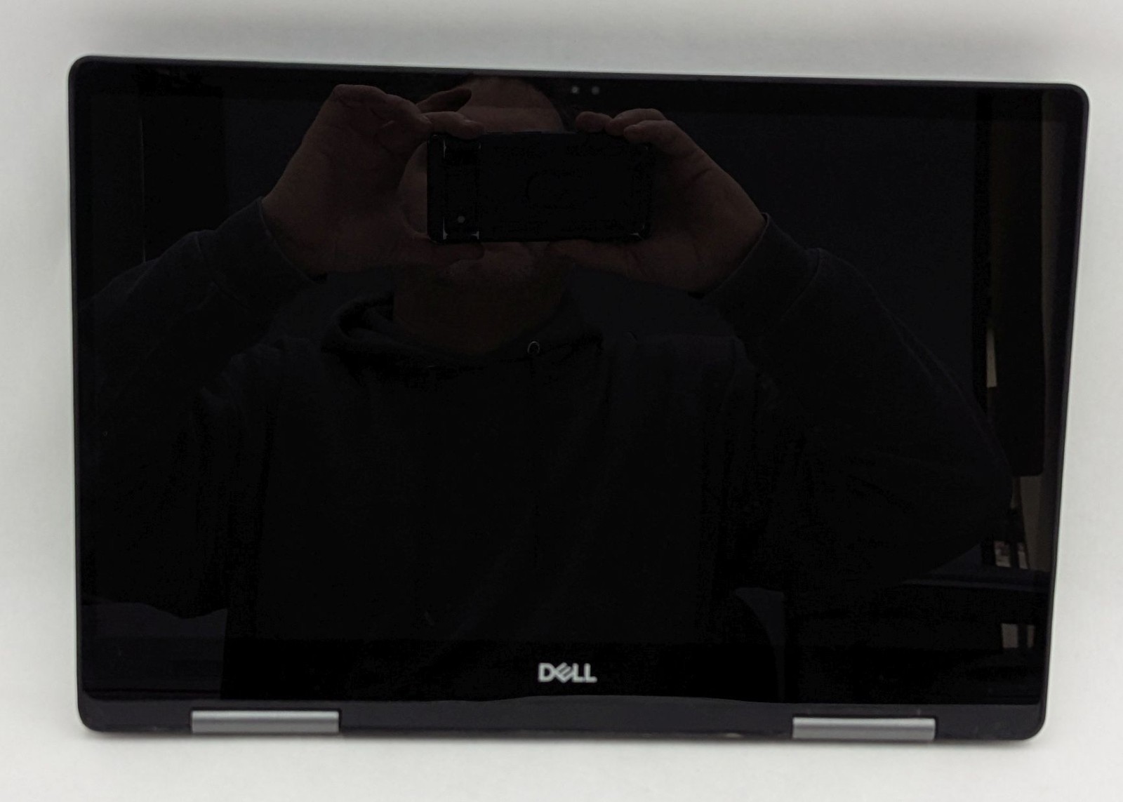 Dell Inspiron 7573 2-in-1 15.6″ Laptop i5-8250U 1.60GHz 8GB RAM POWER ISSUE