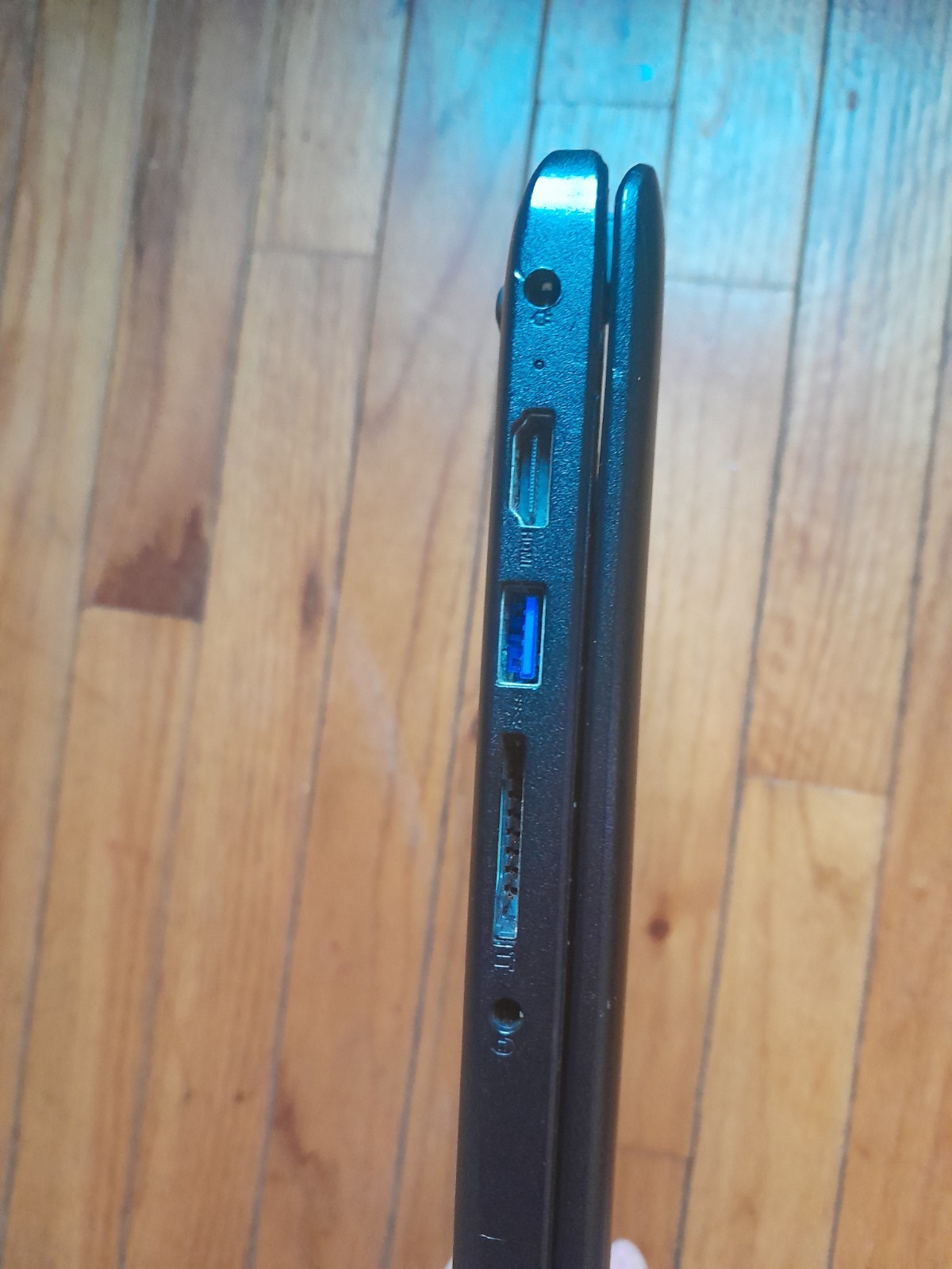 Lenovo Chromebook 100e 2nd Gen 81ma 11.6″ 4GB 32GB, Black – Used (with charger)