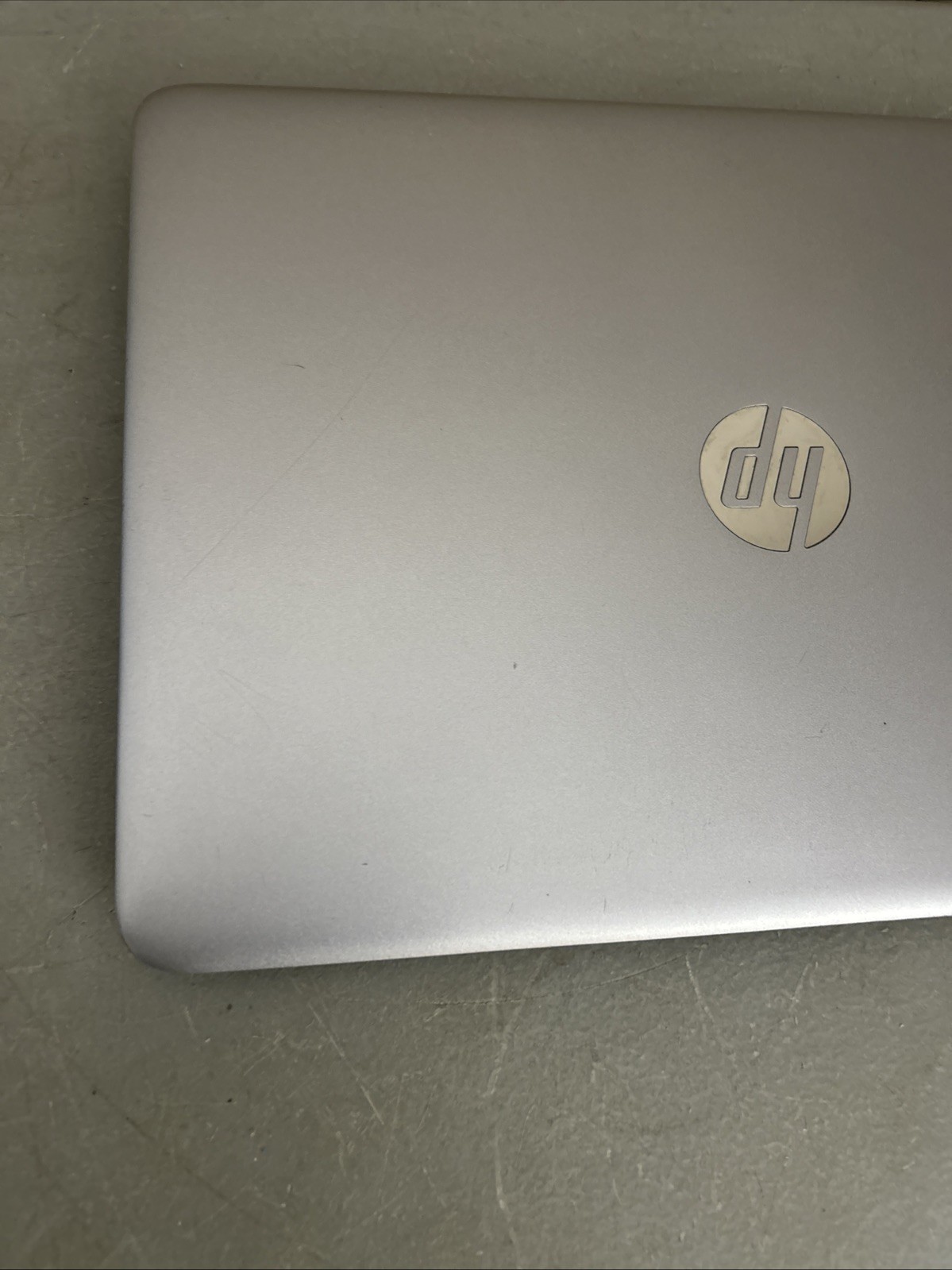 HP EliteBook 840 G4 14″ Core i5 8GB RAM, 256 GB SSD Window 11