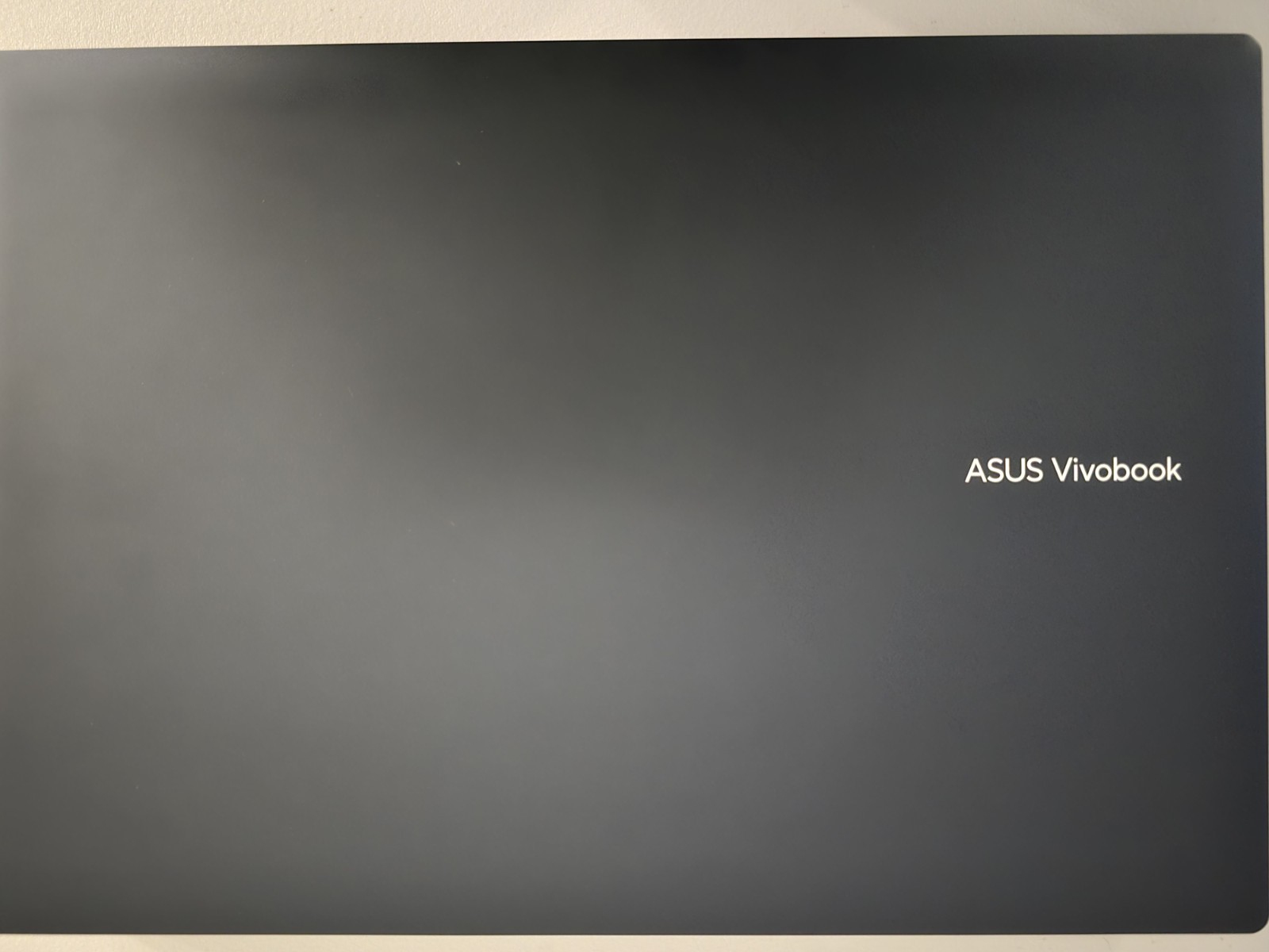 ASUS Vivobook 18 M1807H 18″ AMD Ryzen 7 260 32GB DDR5 1TB SSD Windows 11 Home