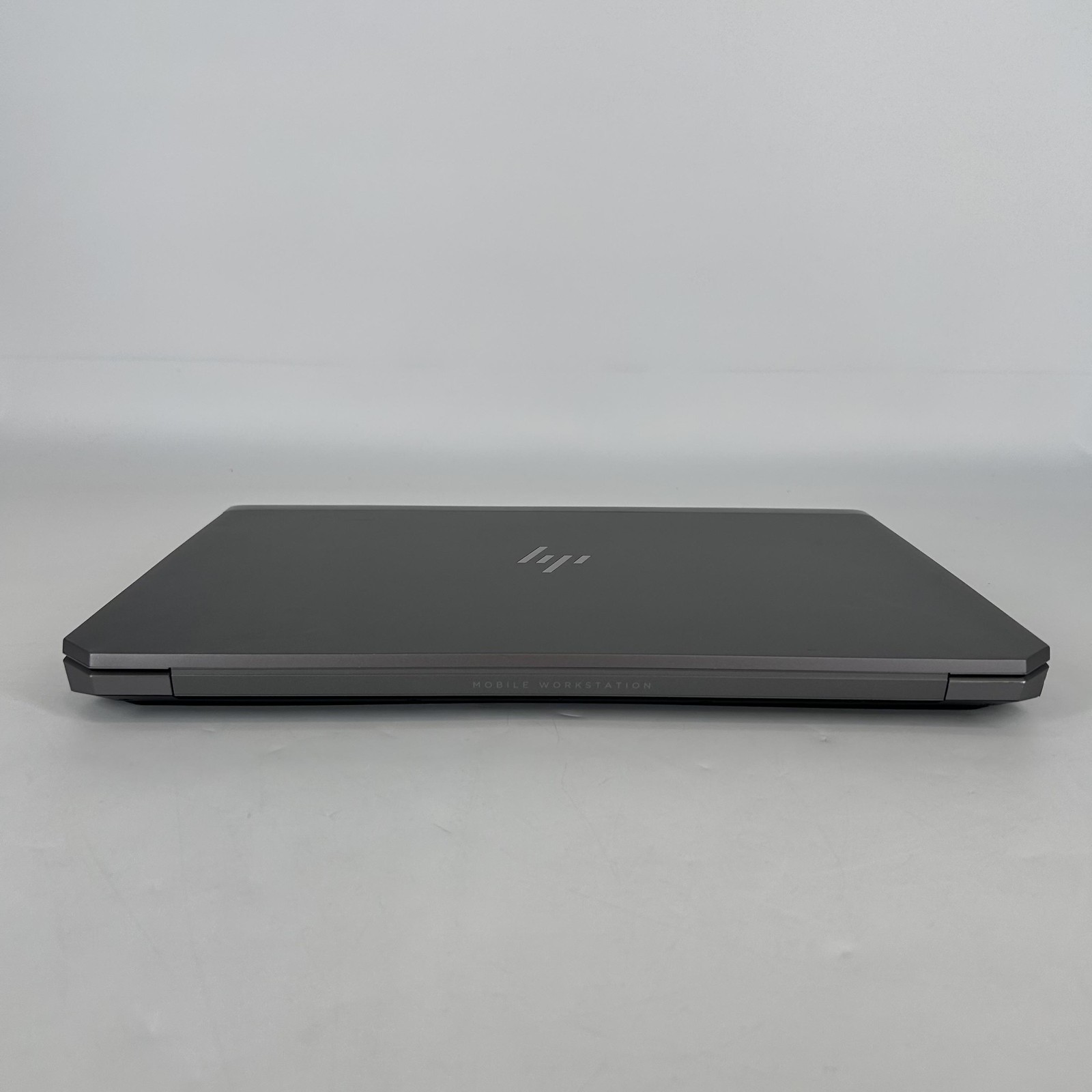 HP ZBook 15 G6 FHD i7-9850H 2.60GHz 32GB 1TB SSD NVIDIA Quadro T1000 Good