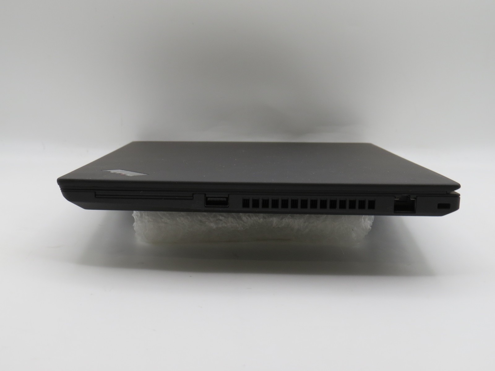 Lenovo ThinkPad T14 G1 Ryzen 5 Pro 4650U @ 1.7GHz 16GB DDR4 256GB m2 No OS