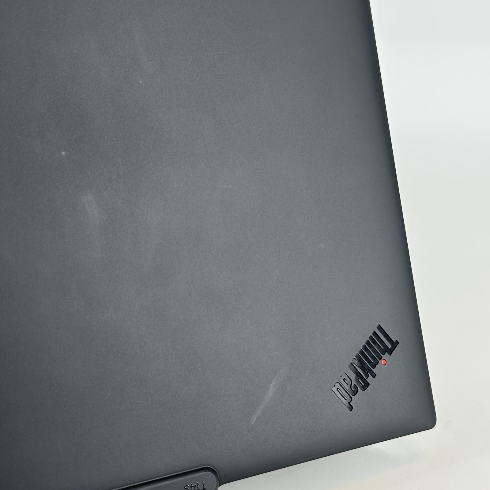 Lenovo ThinkPad T14s Gen 6 FHD+ TOUCH 2.0 GHz Ryzen AI 7 PRO 360 32GB 1TB SSD
