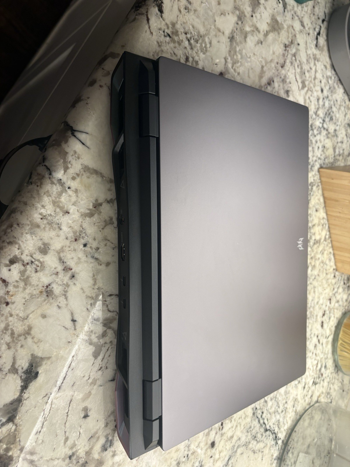 Acer Predator 15.6″ Gaming Laptop i5-13500HX RTX 4050 16GB RAM 475GB SSD Silver