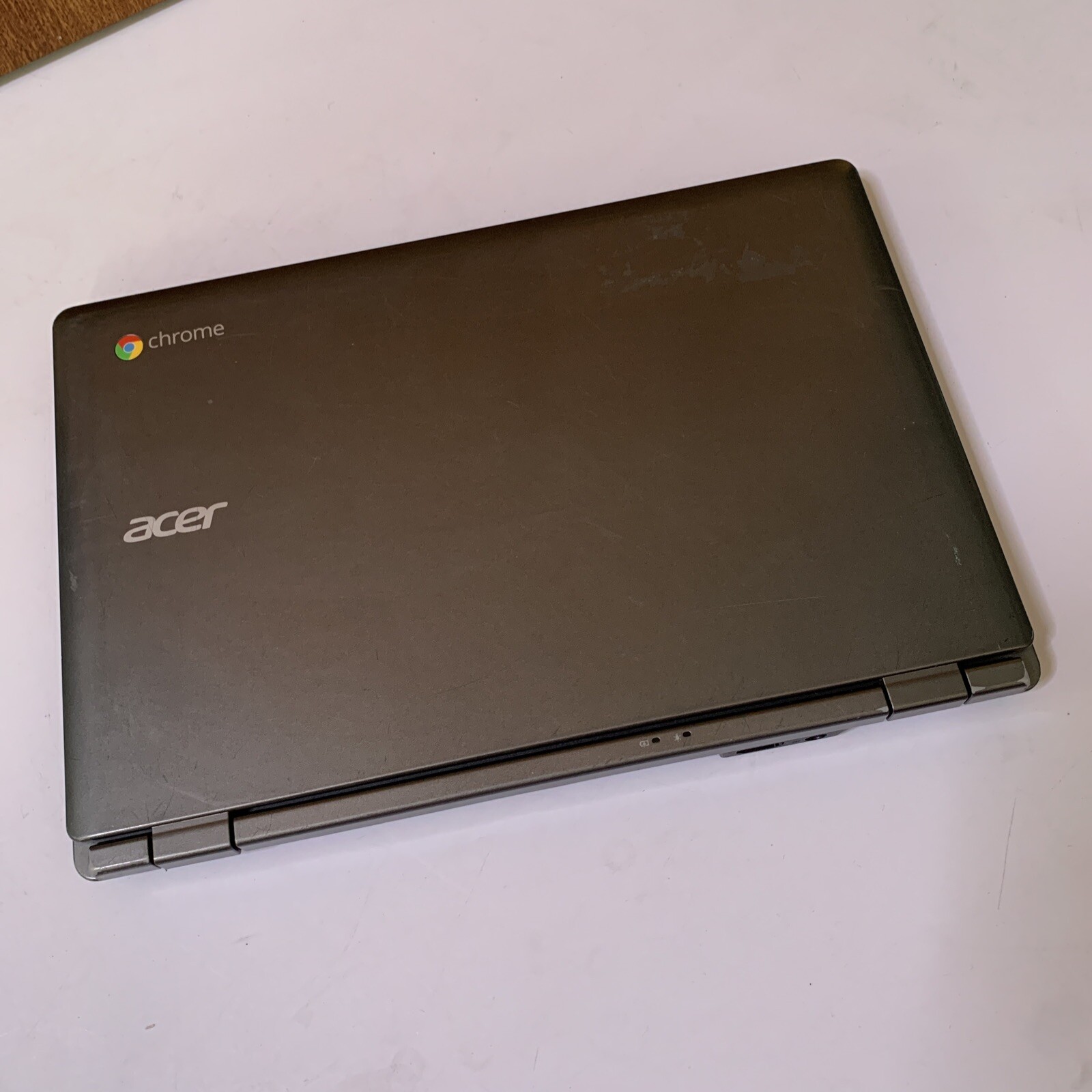 Acer C730-C4V9 Chromebook 11.6″ Intel N2930 2.16 GHz *Missing Key + Flat Battery