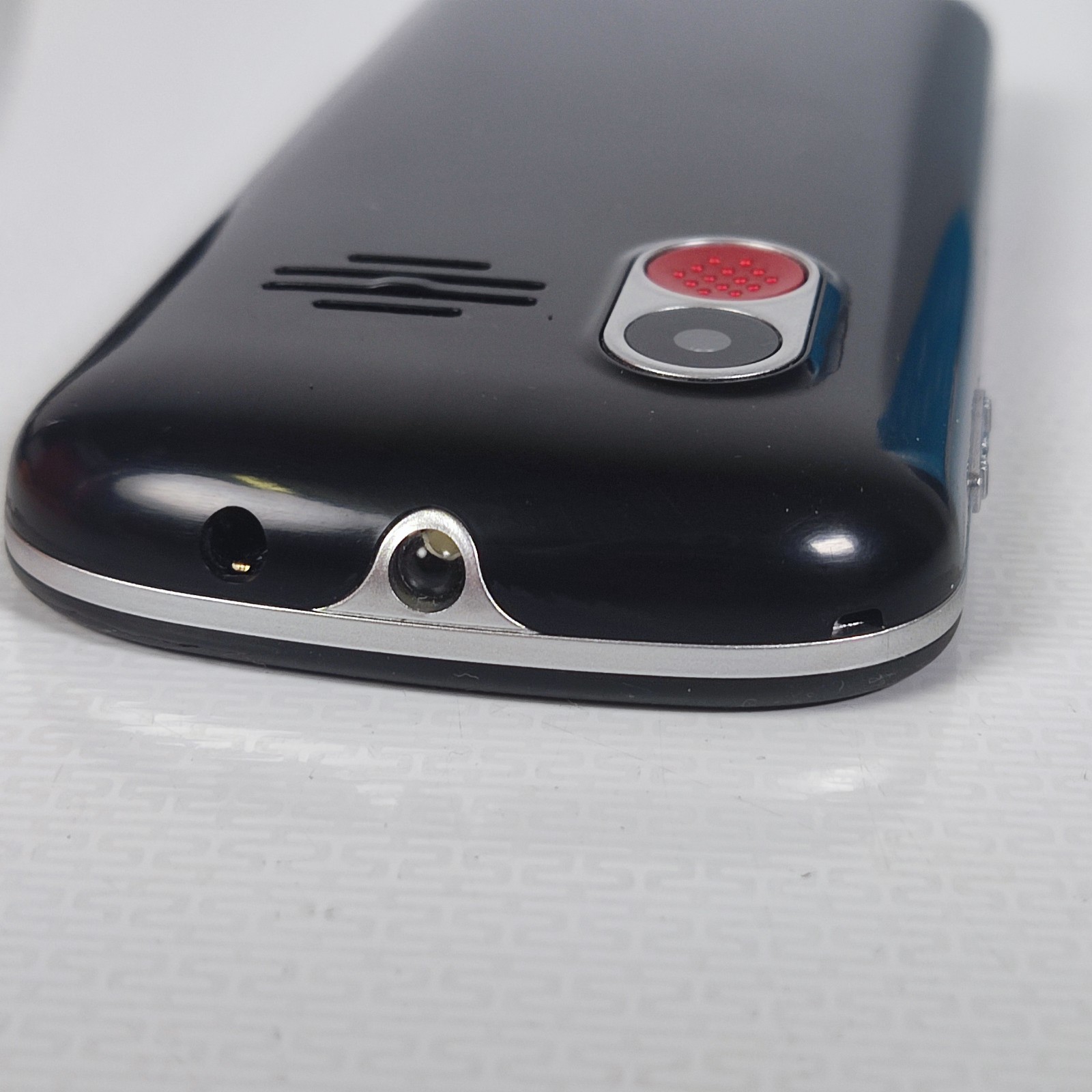 Opel Mobile BigButton M 4G (2.2”, Keypad, SOS Button) – Network Unlocked