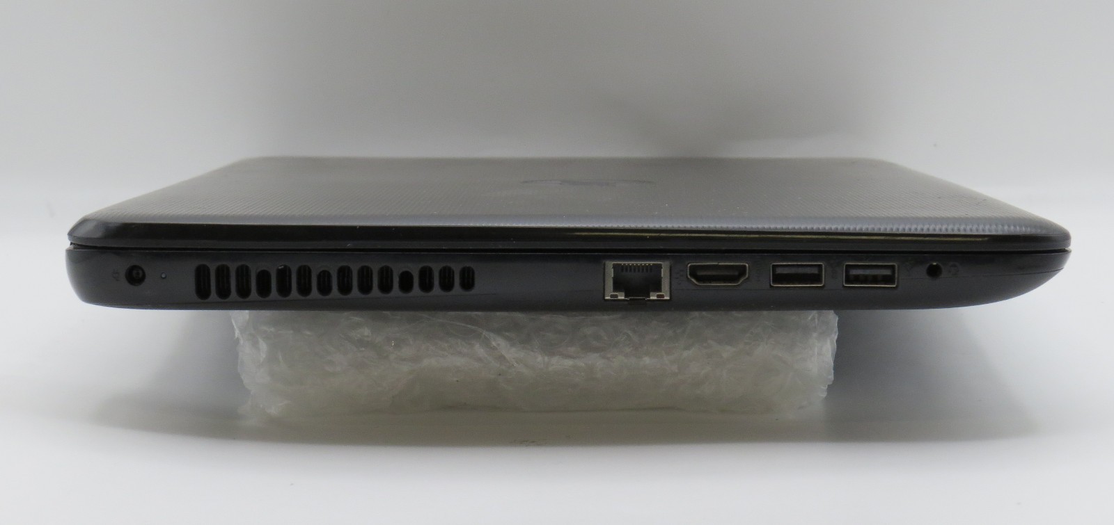 HP Pavilion A10-9600P @ 2.4GHz 8GB DDR4 256GB SSD 15.6″ No OS/Battery