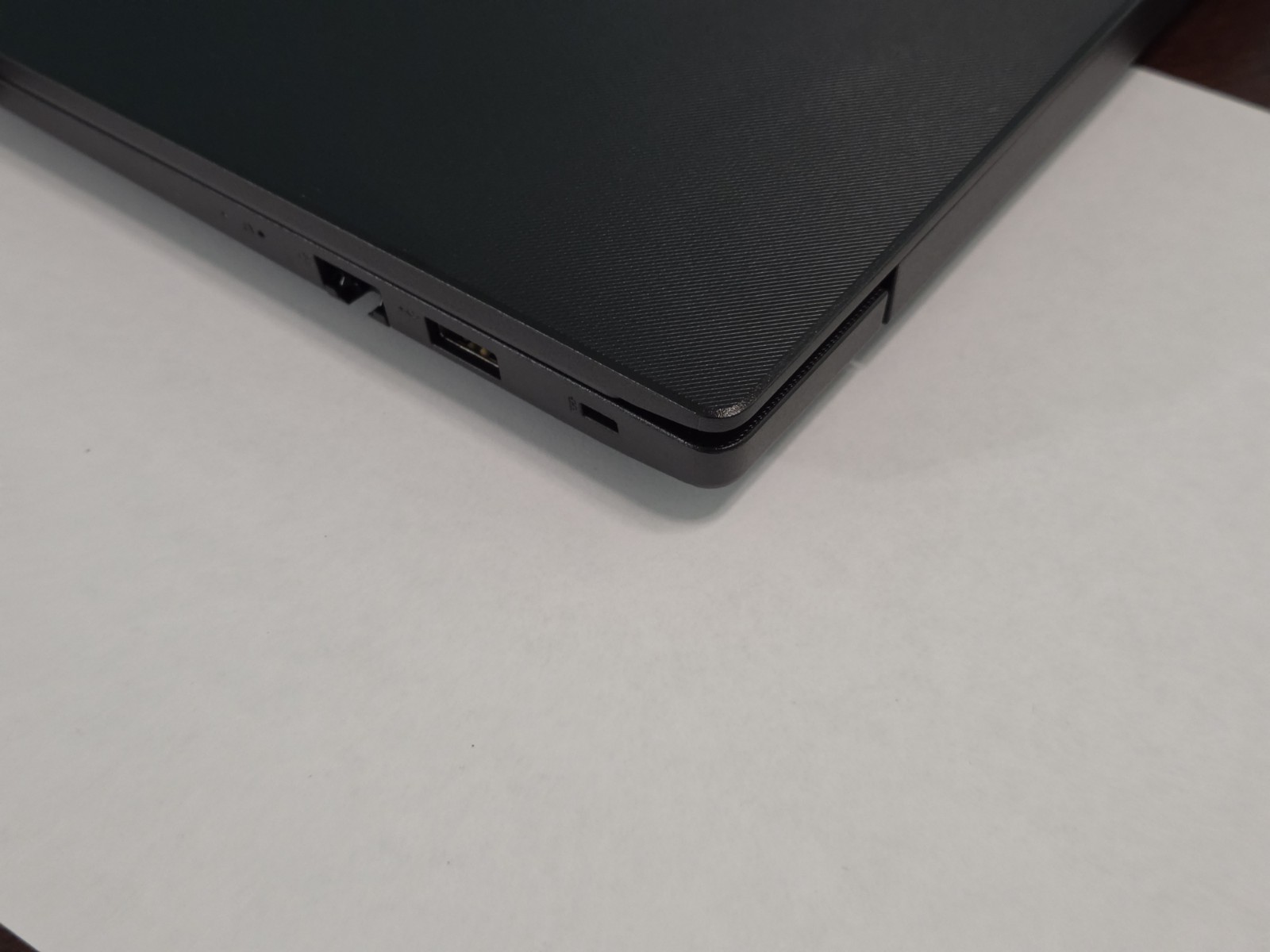 READ* Lenovo V15 G4 ABP 15.6″ FHD Ryzen 7 7730U 2.00GHz 16GB DDR4 512GB SSD W11H
