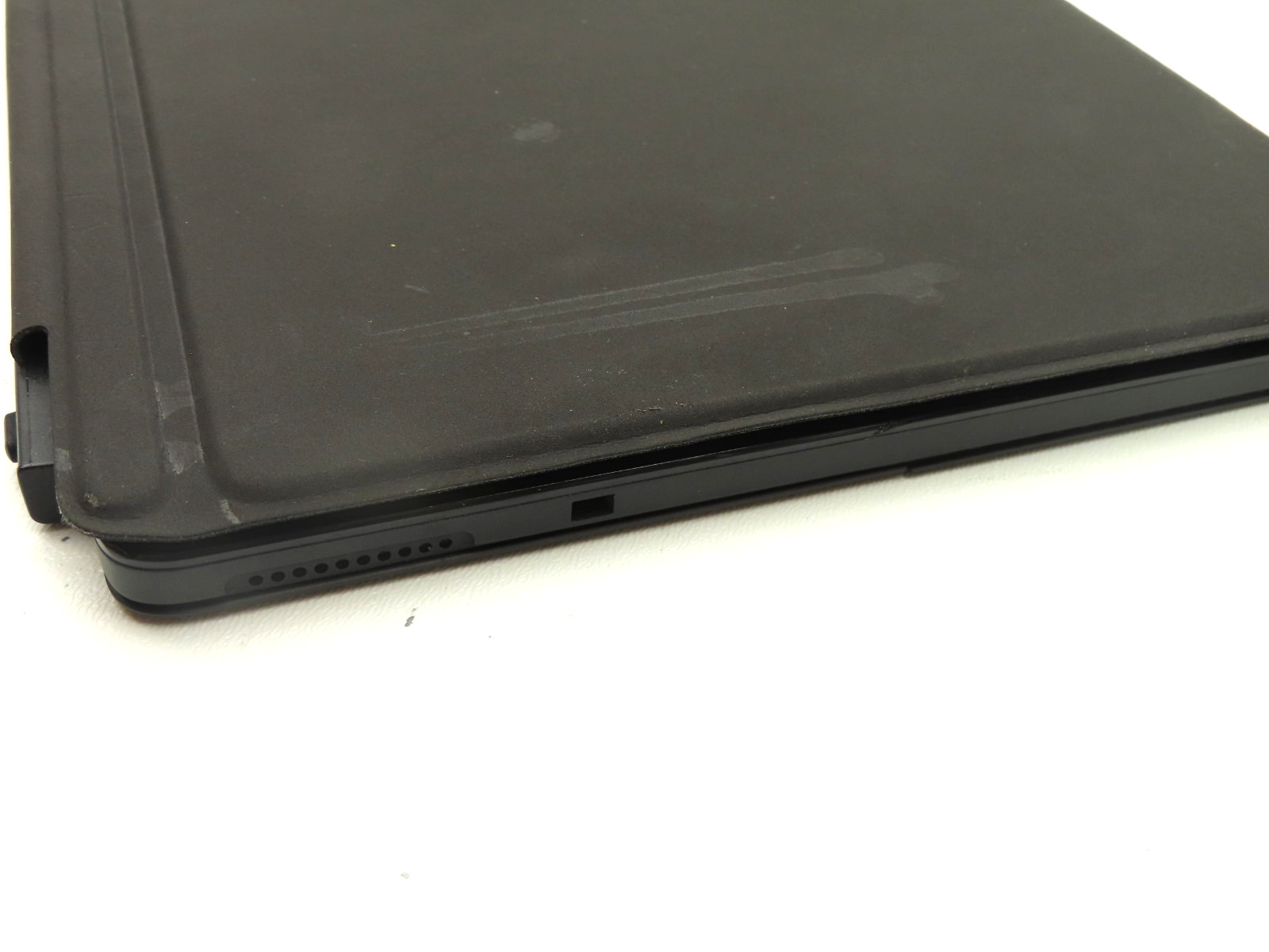 Dell Latitude 5290 2-in-1 12.3″ Touch i3-8130U 2.2GHz 4GB RAM 128GB SSD