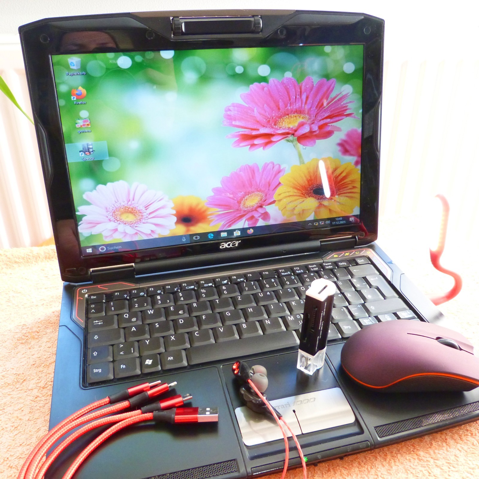 Acer Ferrari 1000 RARE HTF l NetBook 12 inch l NO Hard Drive No Windows