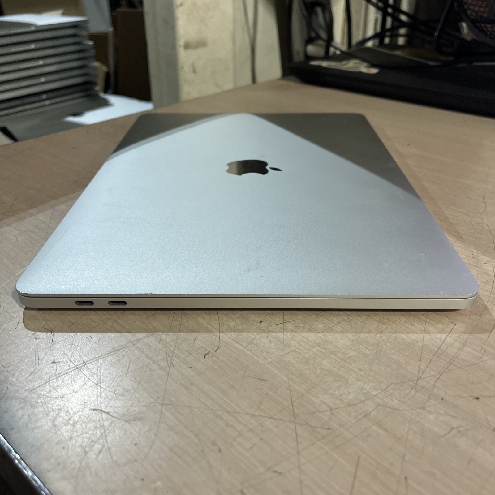 APPLE MACBOOK PRO 13″ TOUCH/MID-2017 CORE I5-7267U 3.1GHZ 8GB RAM 256SSD