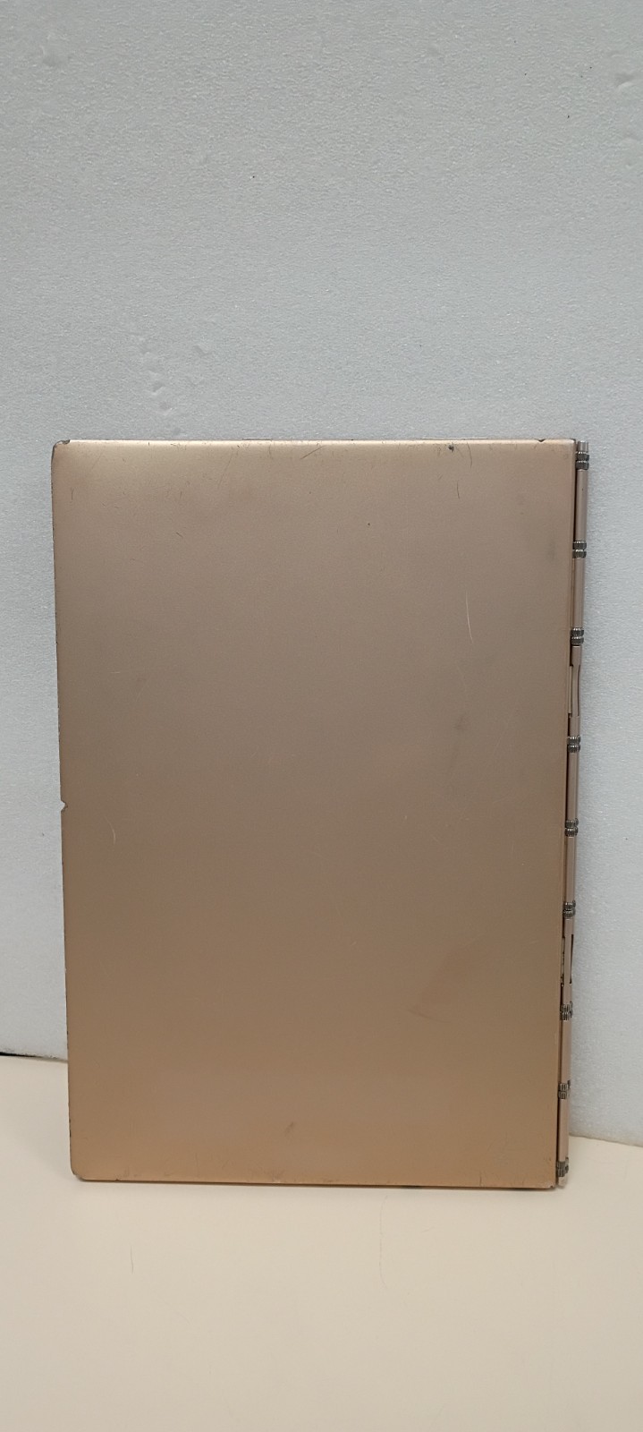 Lenovo Yoga Book YB1-X90F 10.1″ PARTS/REPAIR BROKEN SCREEN BROKEN PARTS AS IS