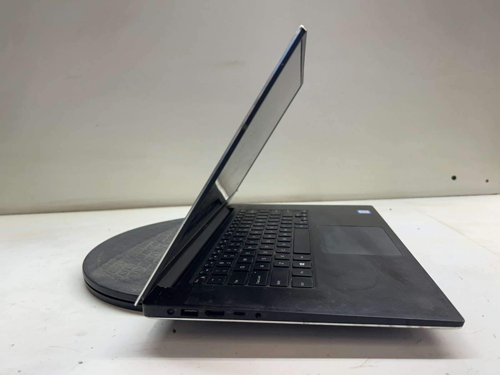 Dell Precision 5510 Intel Core i5-6th Gen NO HDD