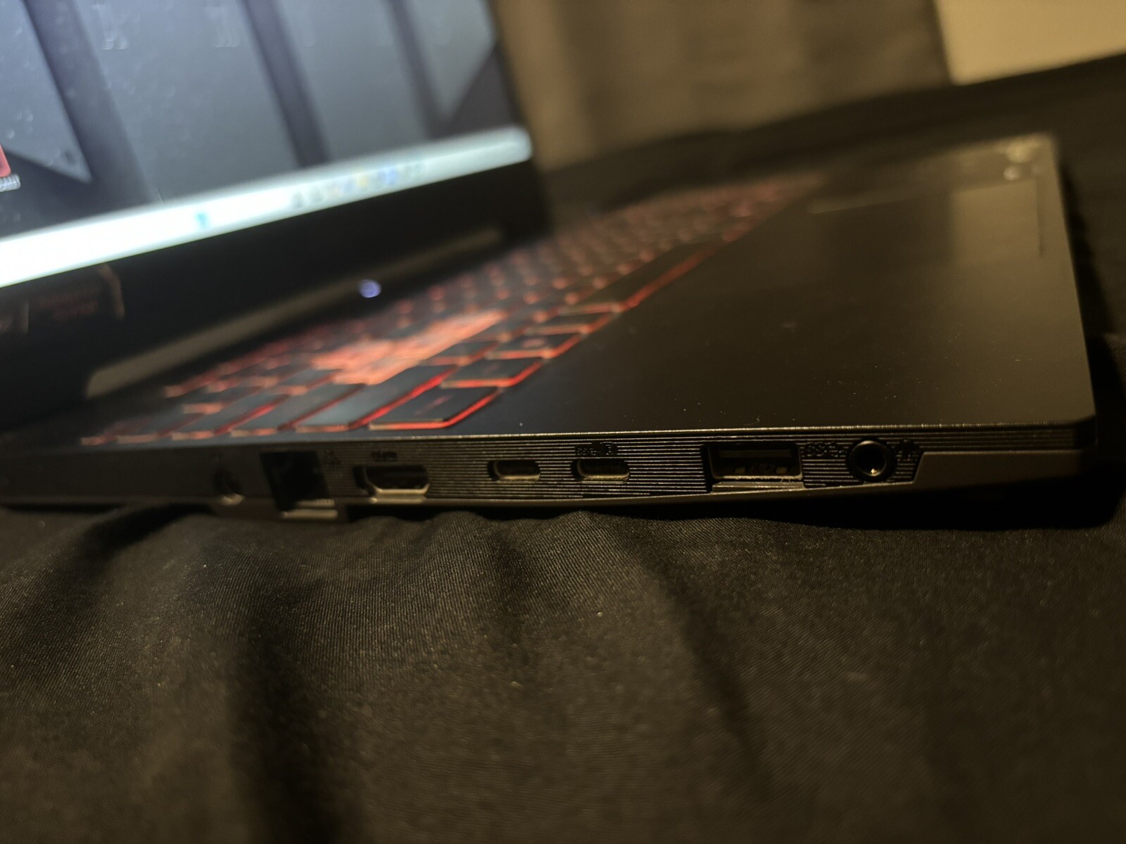 ASUS TUF A15 15.6” 140hz Gaming Laptop Ryzen 7 6000H RTX 3050 8GB DDR5 4800Mhz
