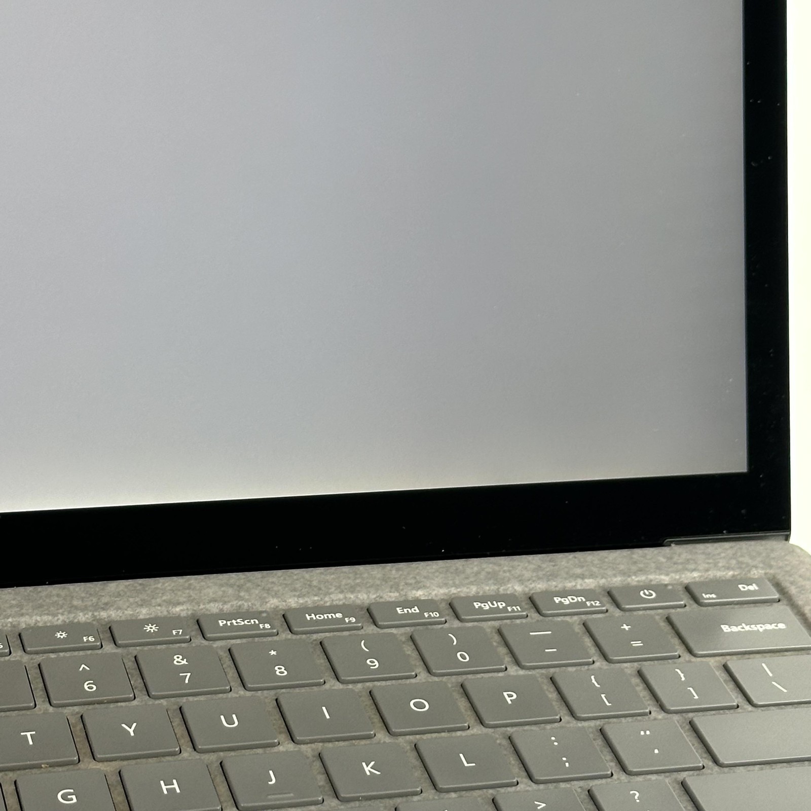 Microsoft Surface Laptop 3 13.5 2020 2K TOUCH i7-1065G7 16GB 256GB – GOOD