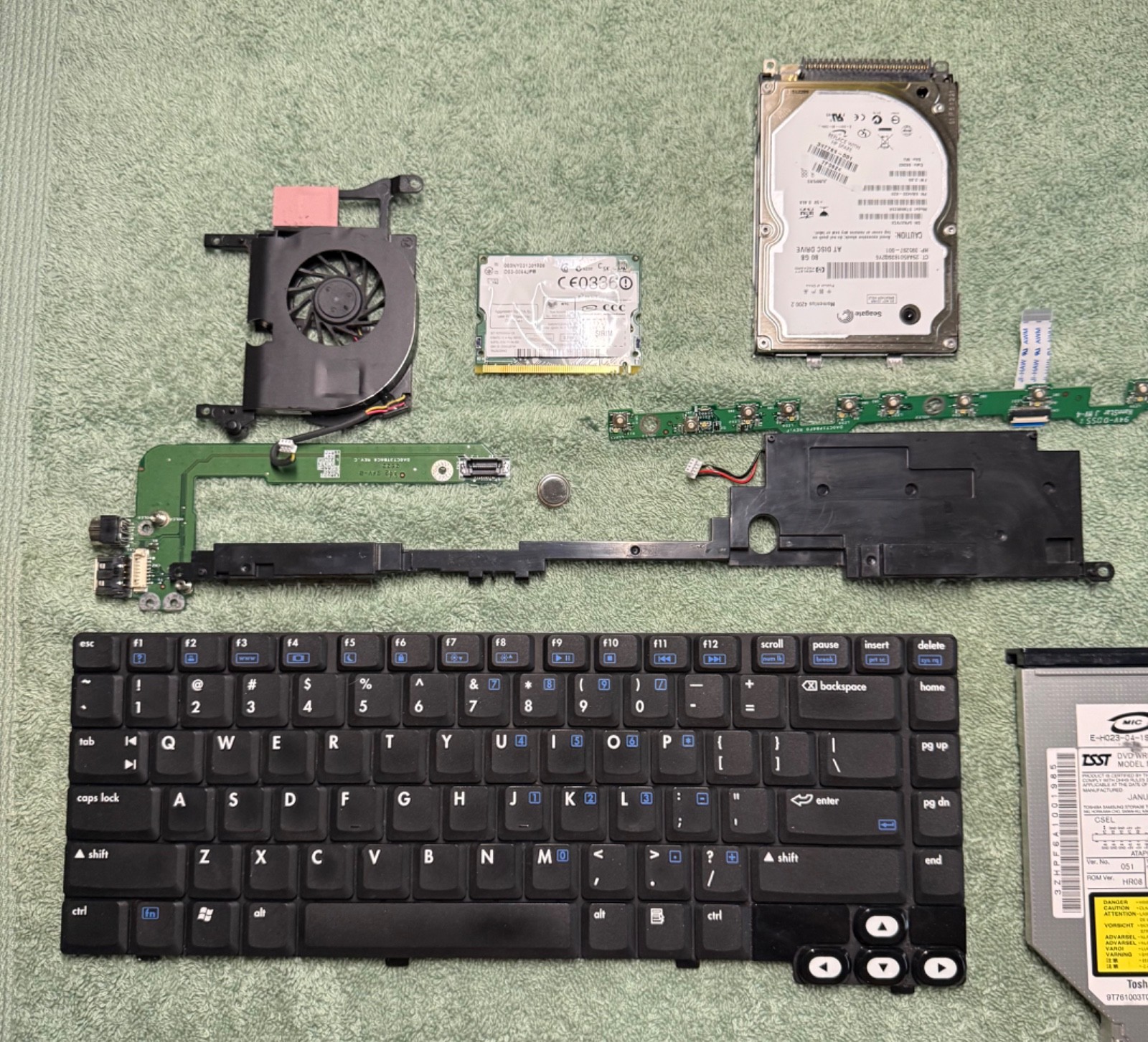 HP PAVILON ( MODEL: DV-1000 ) LAPTOP FOR PARTS