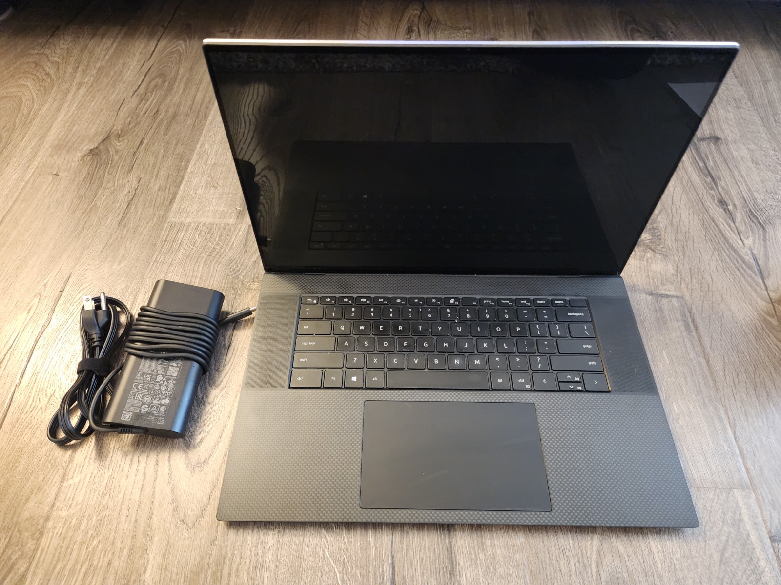 Dell XPS 9700 17 Intel Core i7-10750H 32GB RAM NVidia GeForce 3840 x 2400 Laptop