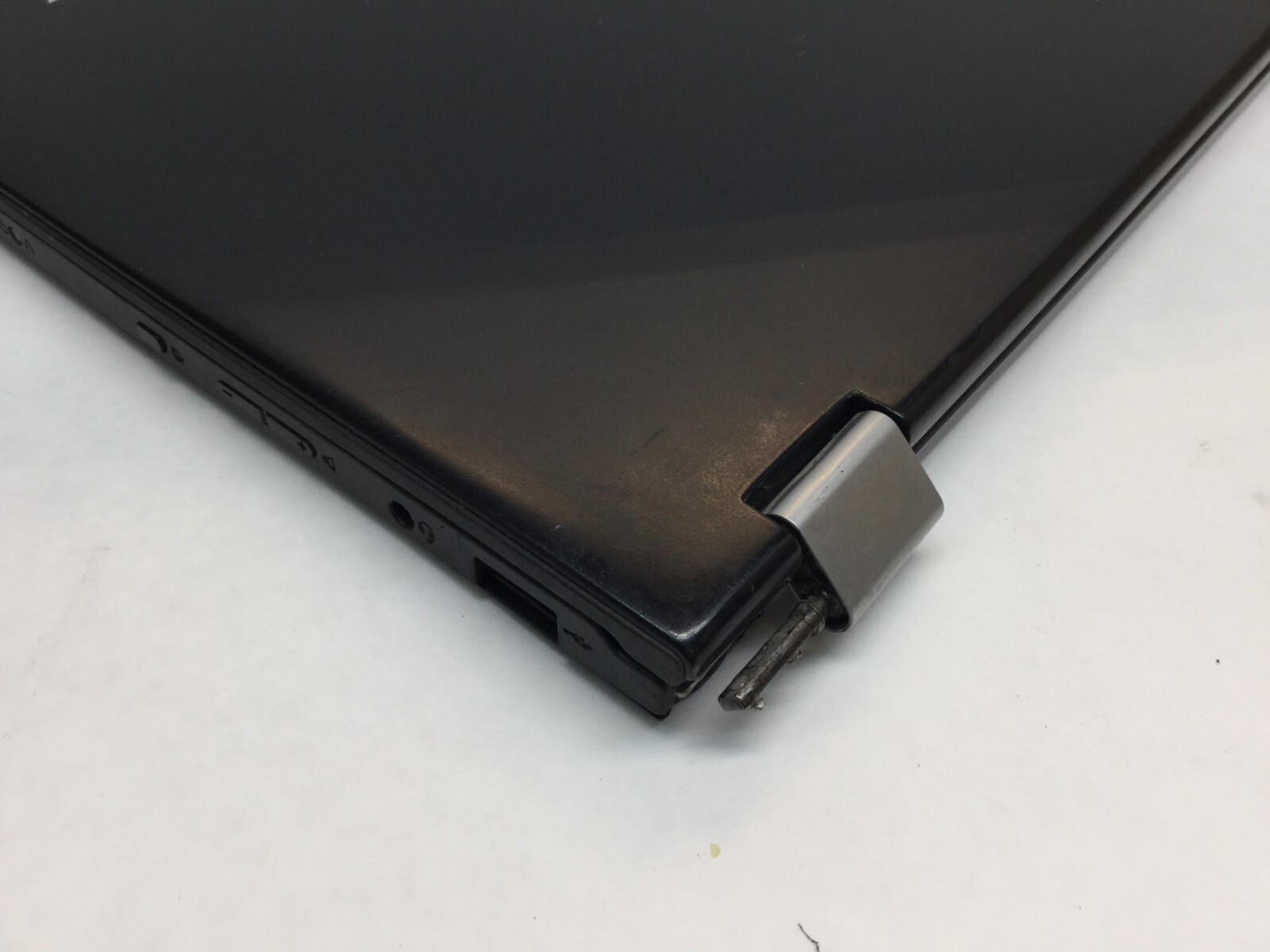 Lenovo Yoga 2 12″ Intel Pentium N3540 4GB RAM- CRACKED DISPLAY -MZ