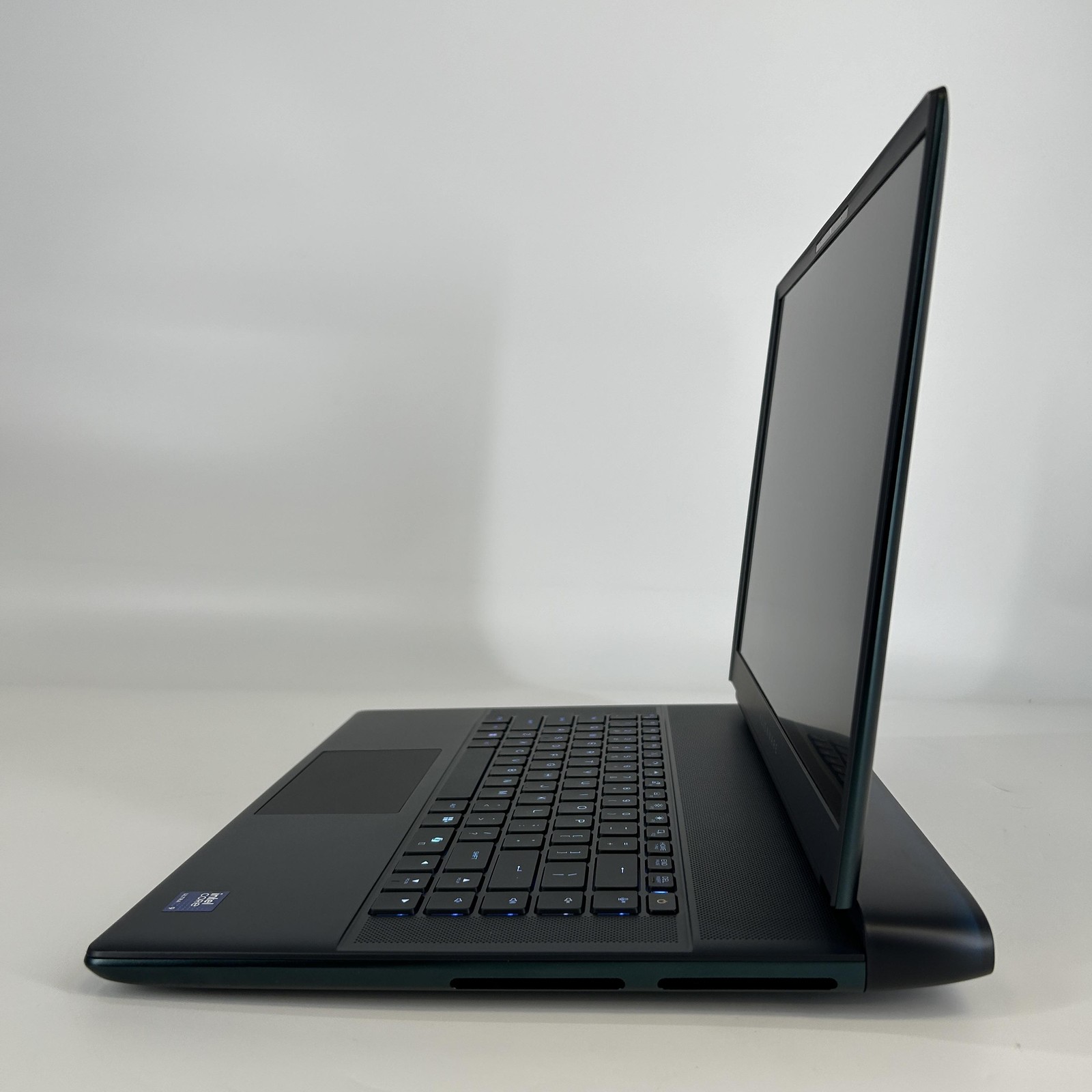 Dell Alienware 16 Area-51 240Hz QHD+ 2.7 GHz Ultra 9 275HX 32GB 1TB SSD RTX 5080