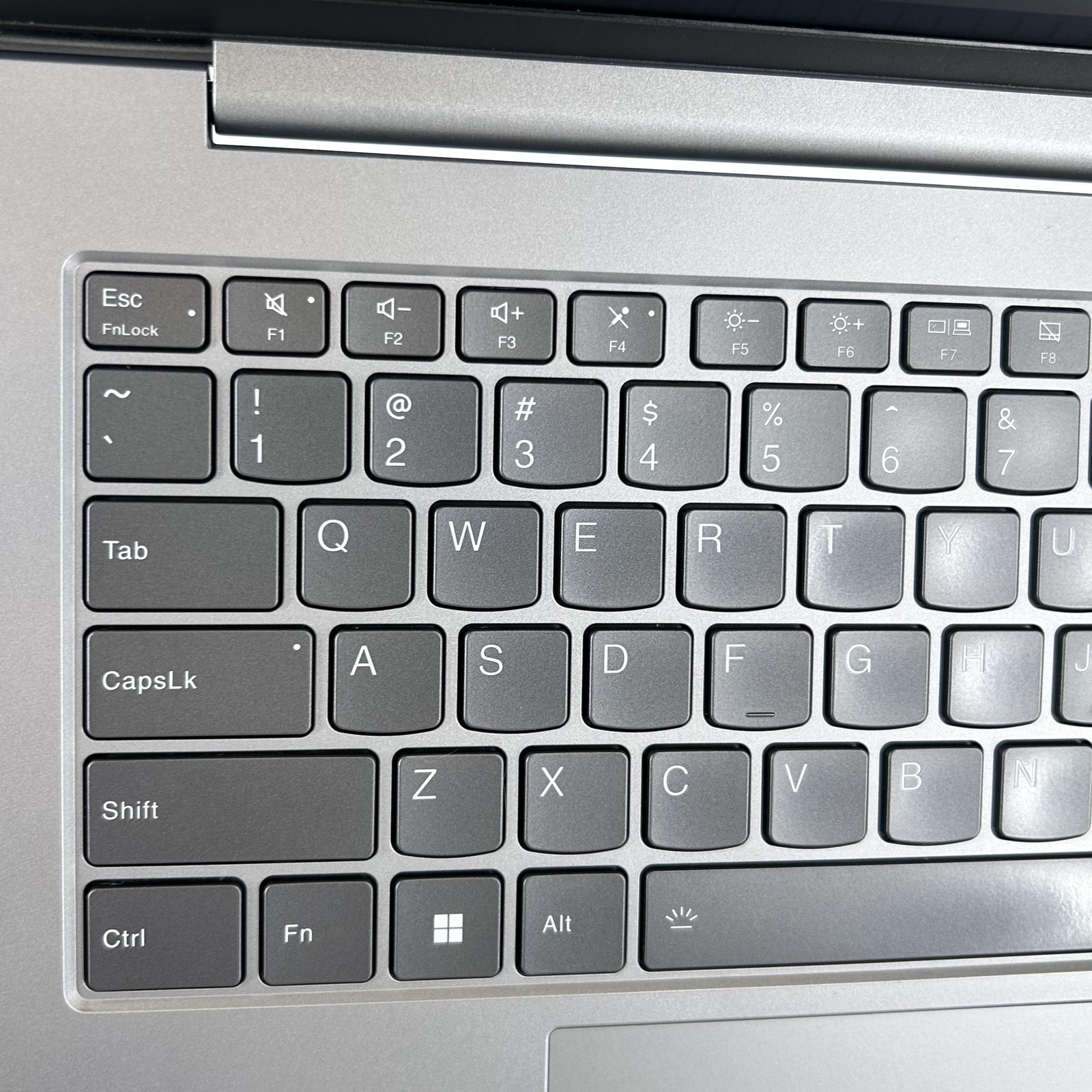 Lenovo ThinkBook 14 Gen 7 FHD+ TOUCH 1.7 GHz Ultra 7 155U 16GB 512GB SSD Good