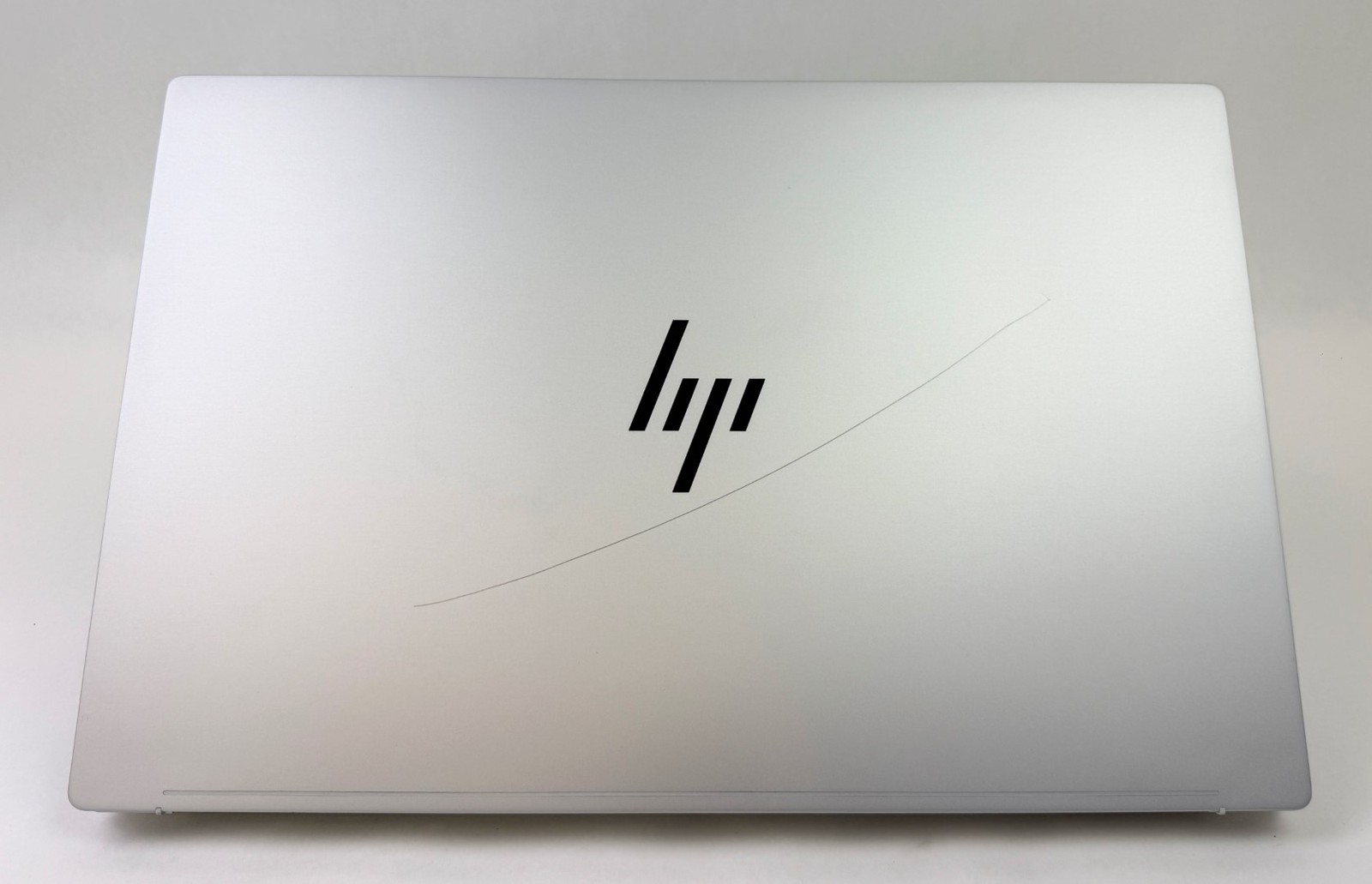 HP OmniBook 7 17-dc0073cl 17.3″ FHD Touch Ultra 7 258V 32GB 1TB RTX 4050 W11 Scr