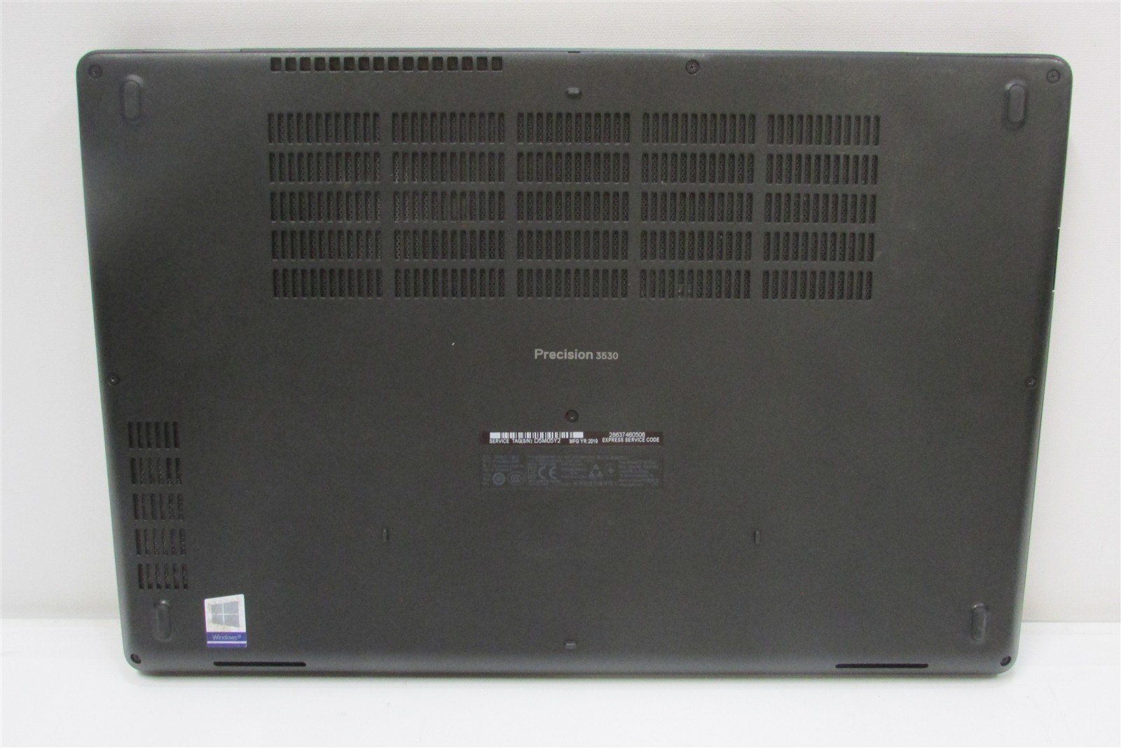 Dell Precision 3530 i5-8400H 2.5GHz 16GB RAM 256GB m.2 15.6″ Win 11 Pro MISS KEY