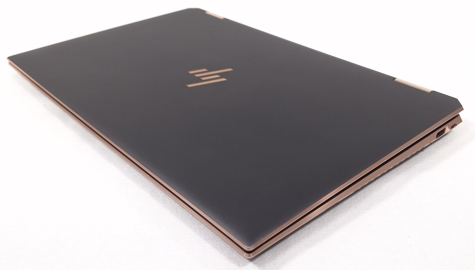 *ISSUES* HP 15-eb0043dx Spectre x360 2-in-1 15.6″ i7 1.8 16GB 512GB SSD MX330