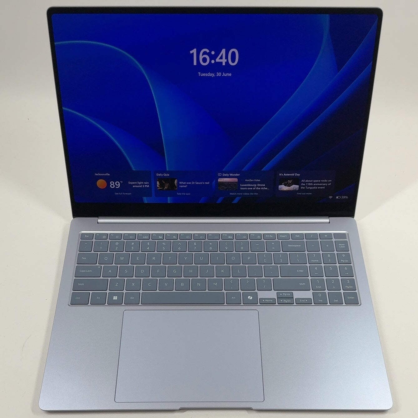 Samsung Galaxy Book4 Edge NP960XMA 16″ Snapdragon X Elite 16GB RAM 512GB SSD